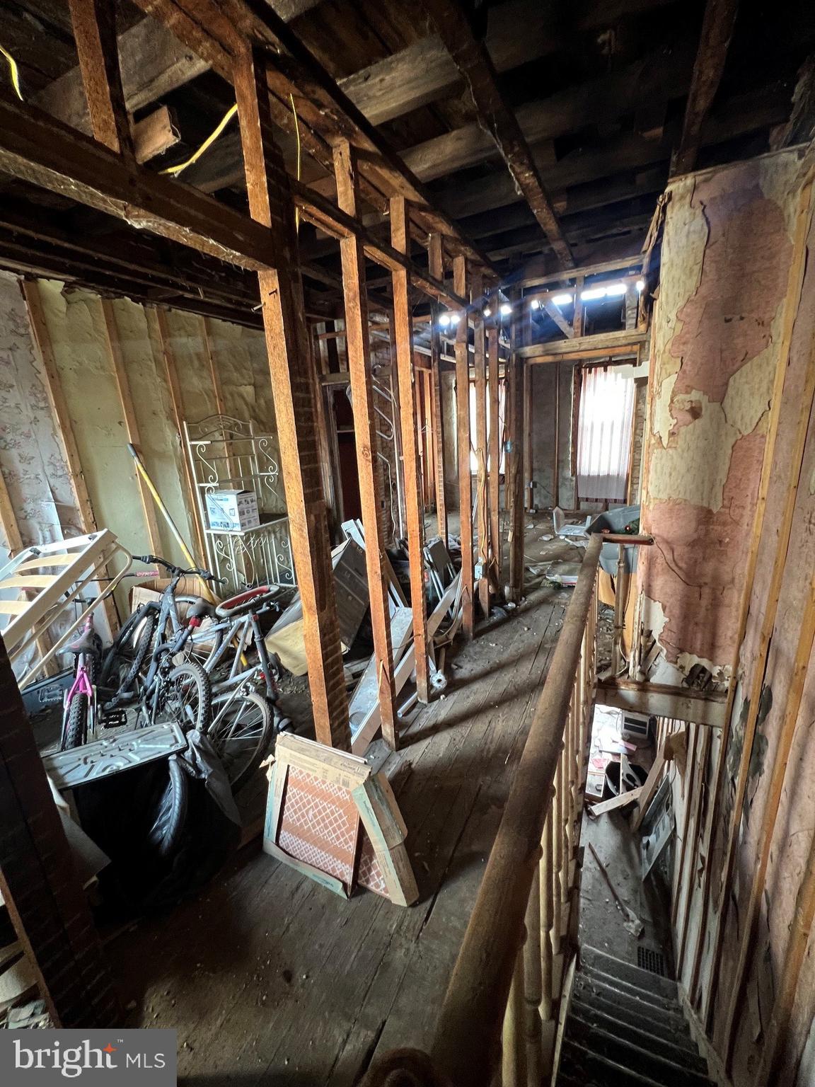 KENSINGTON - Residential