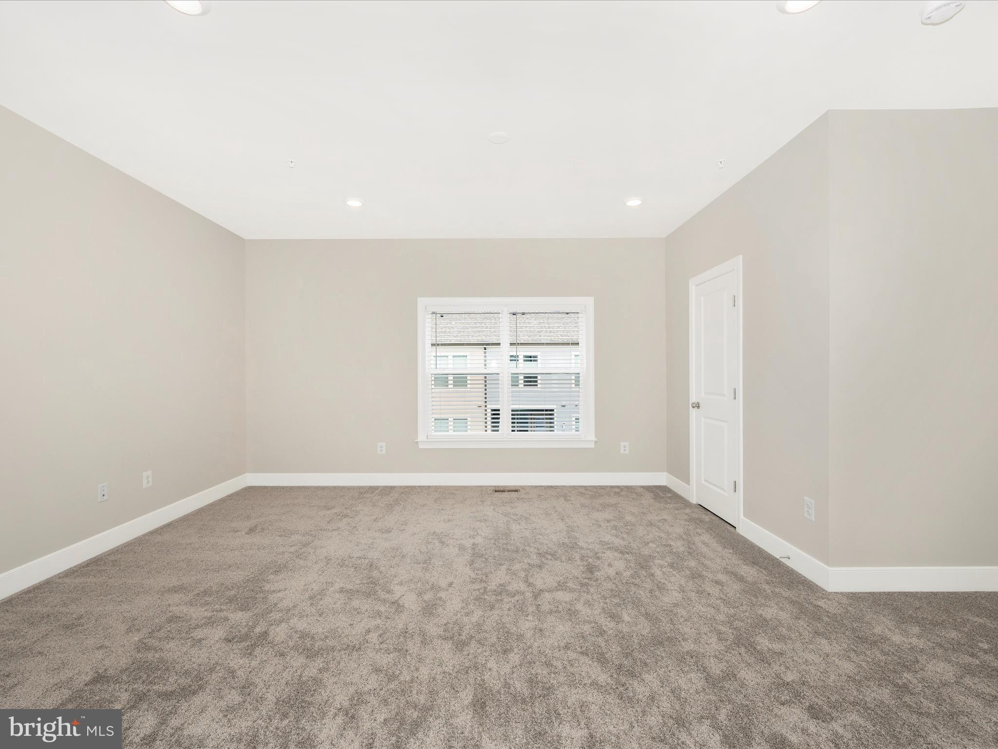 CROWN FARM - Residential Lease