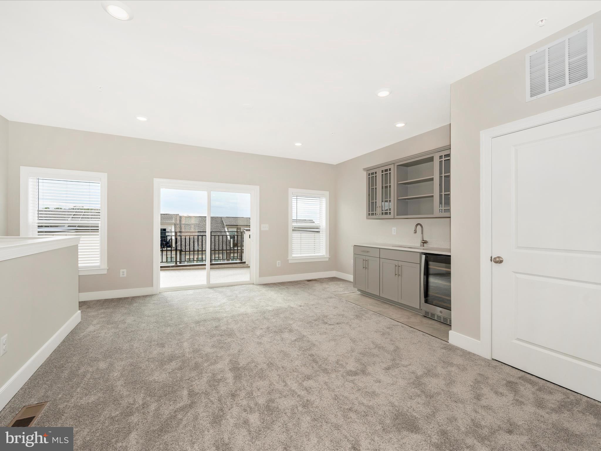 CROWN FARM - Residential Lease