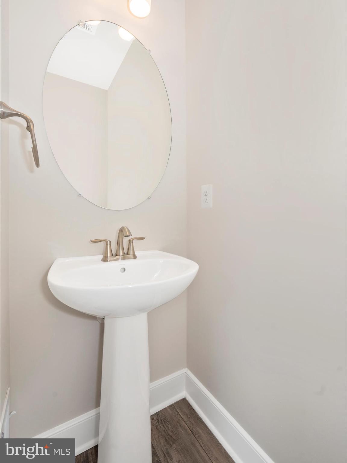 CROWN FARM - Residential Lease