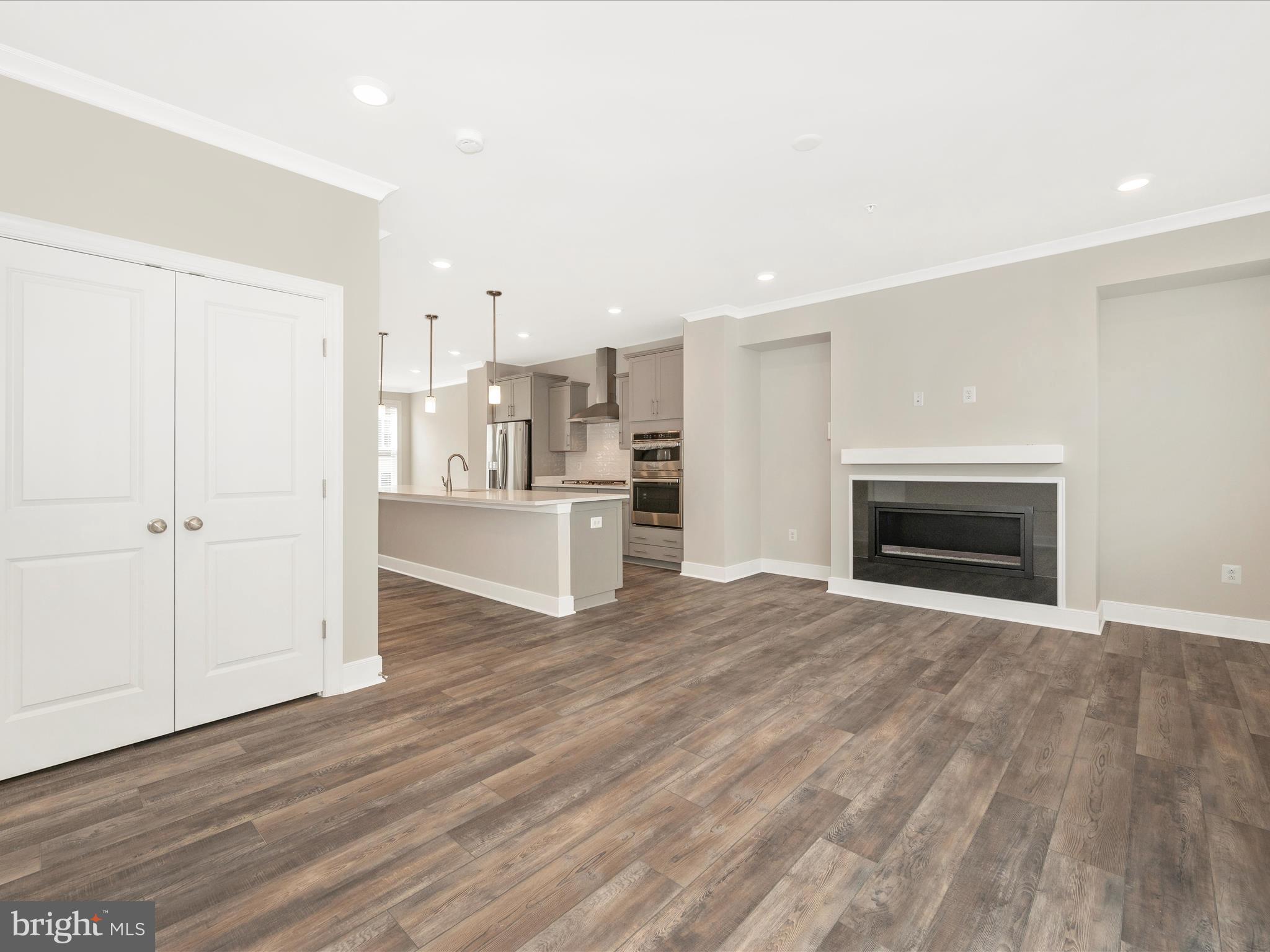 CROWN FARM - Residential Lease