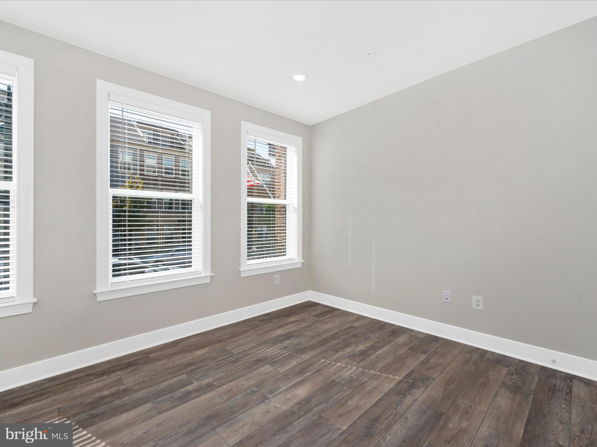 CROWN FARM - Residential Lease