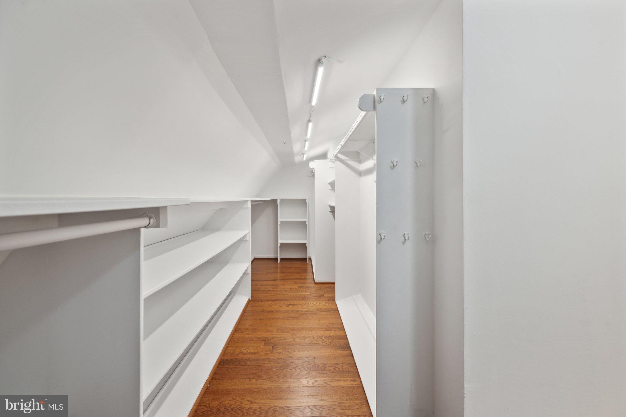 OLD GEORGETOWN VILLAGE - Residential