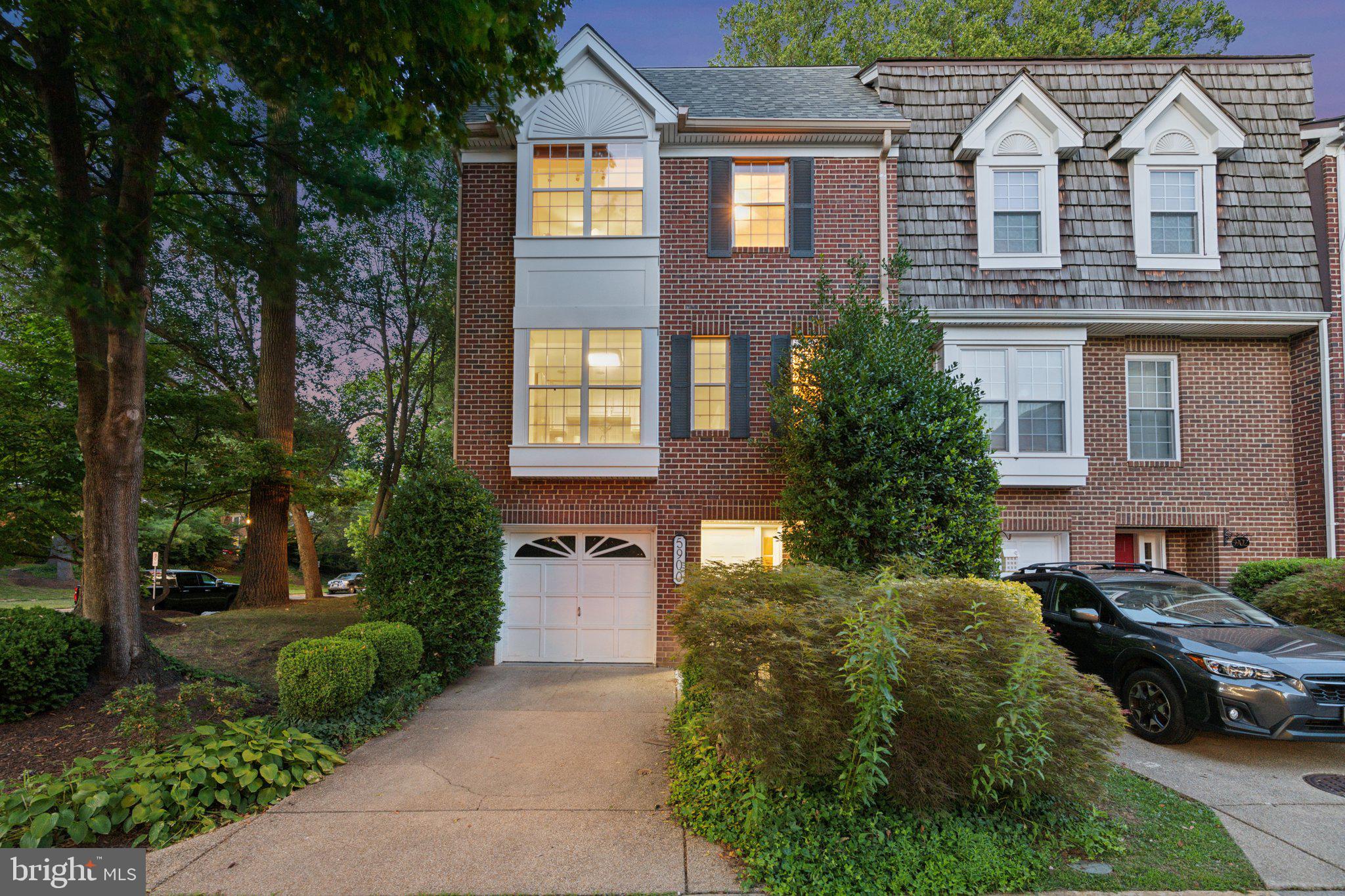 OLD GEORGETOWN VILLAGE - Residential