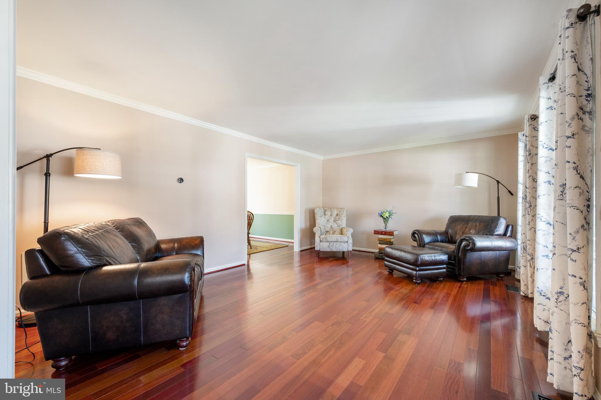 WOODRIDGE - Residential