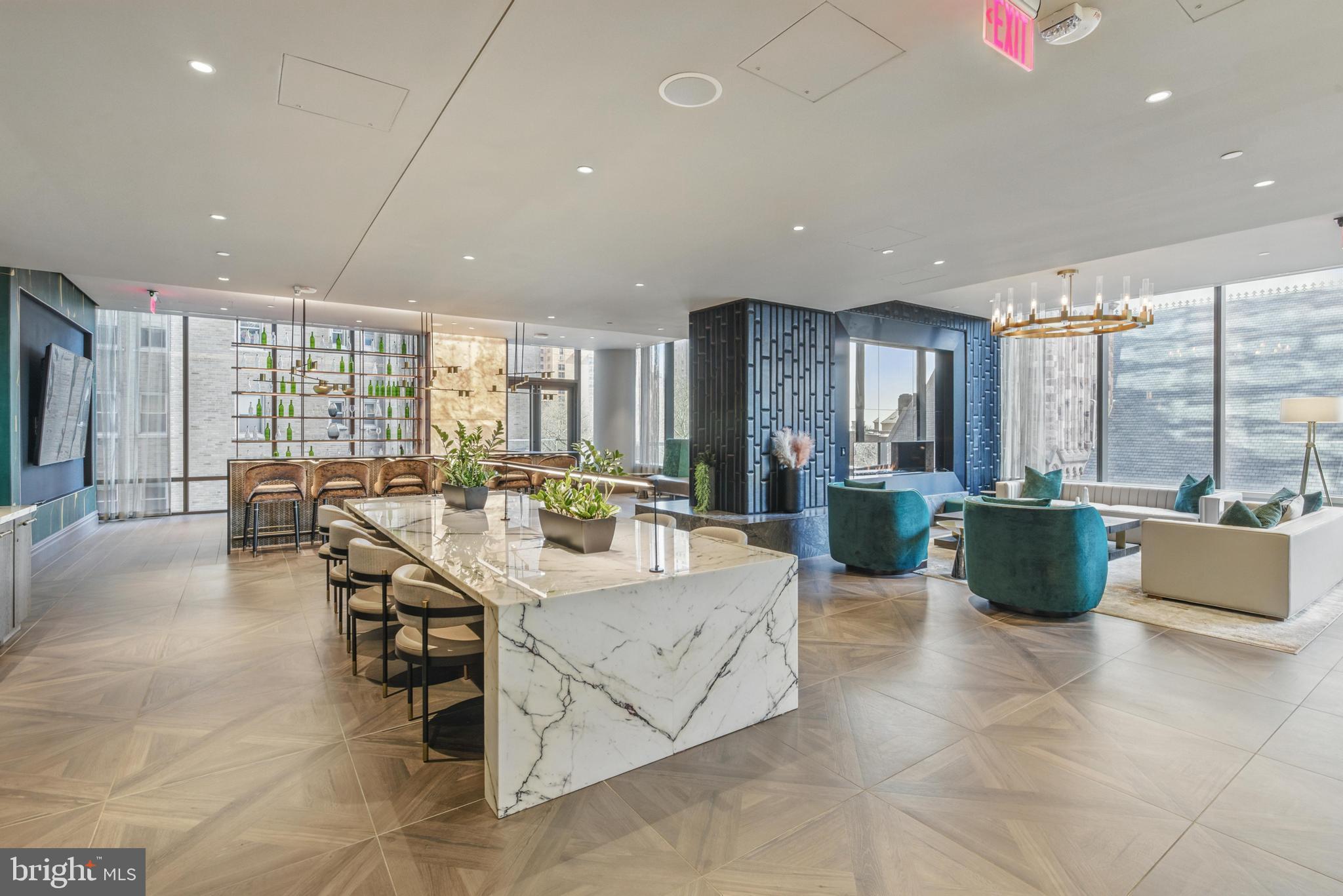 RITTENHOUSE SQUARE - Residential