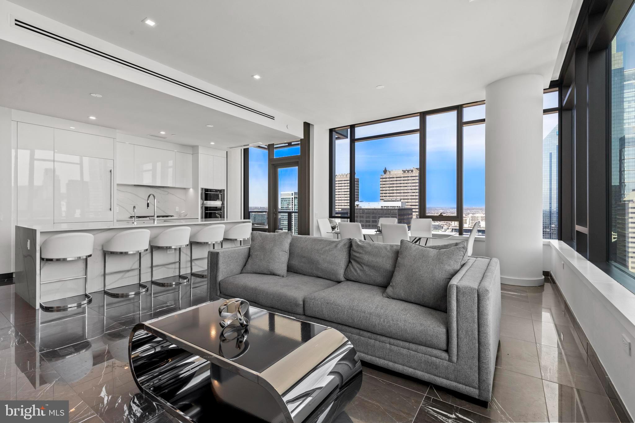RITTENHOUSE SQUARE - Residential