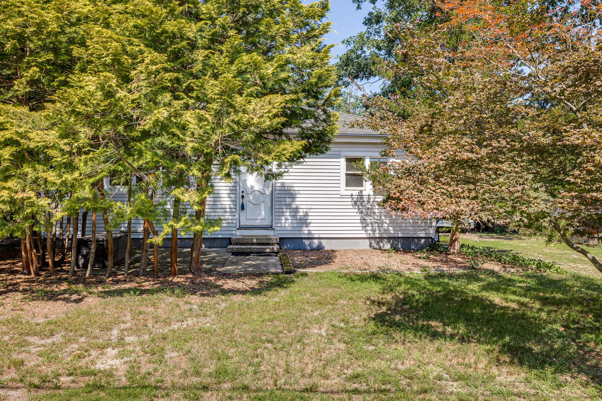 5 WOODLAND AVENUE