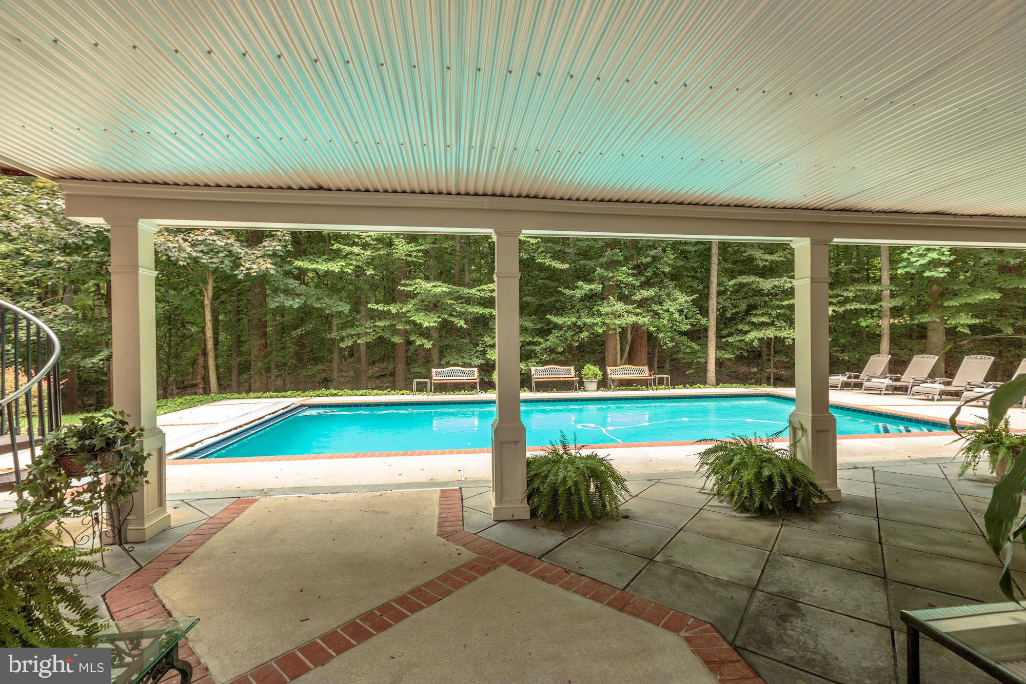 RIVERBEND LANDING - Residential