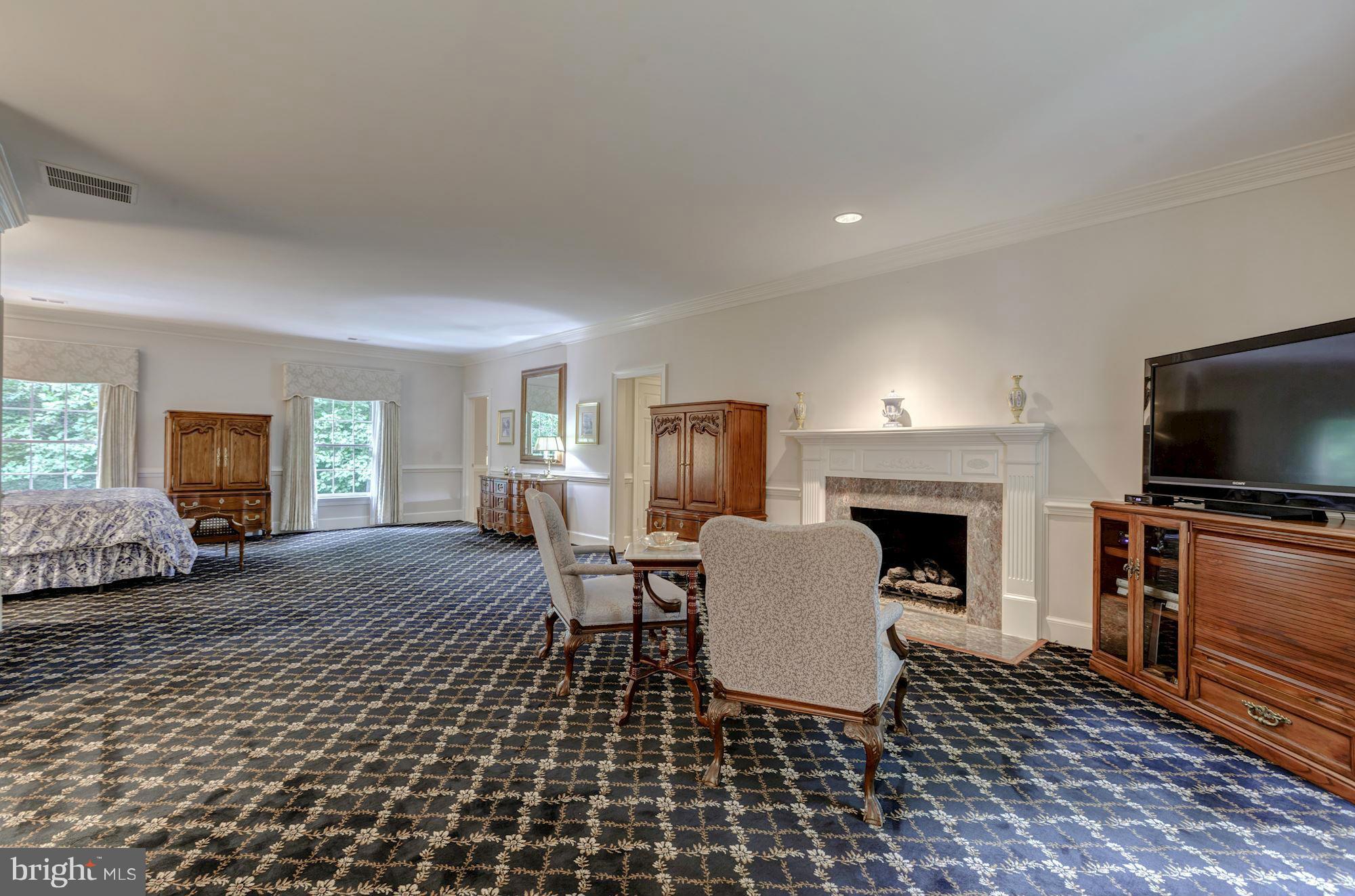 RIVERBEND LANDING - Residential