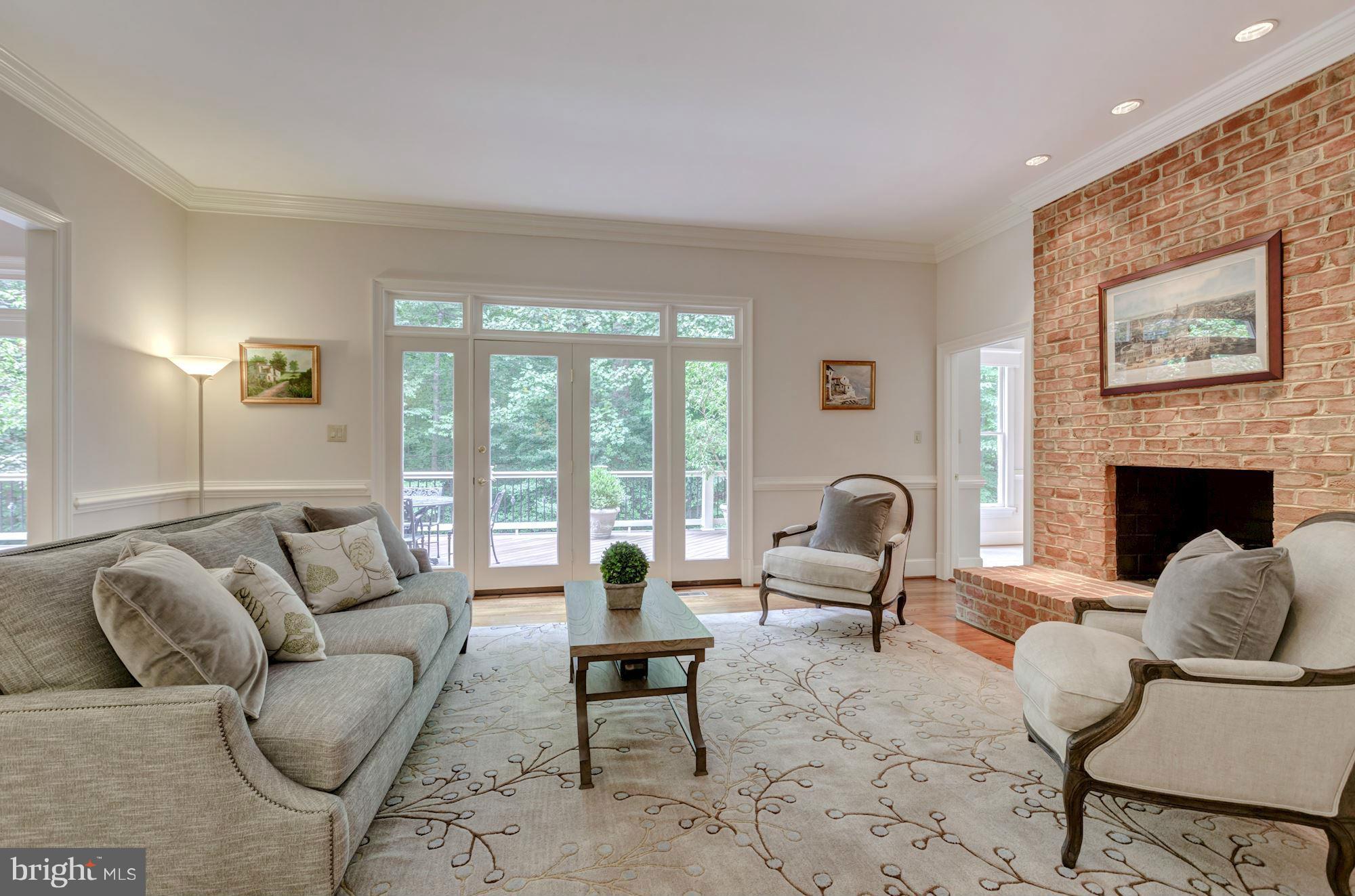 RIVERBEND LANDING - Residential