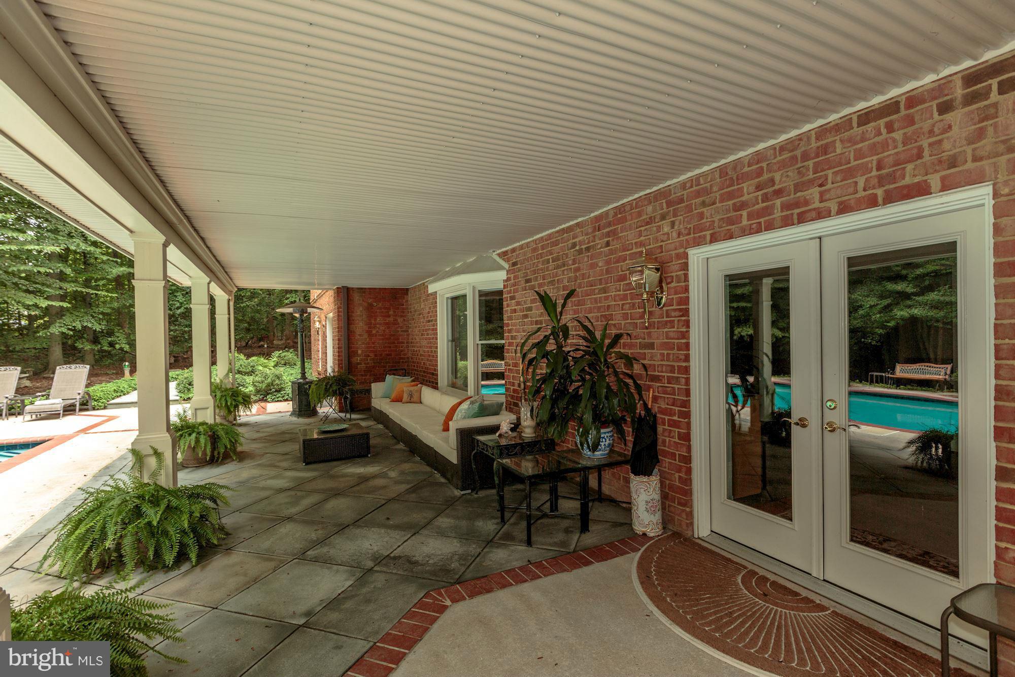 RIVERBEND LANDING - Residential