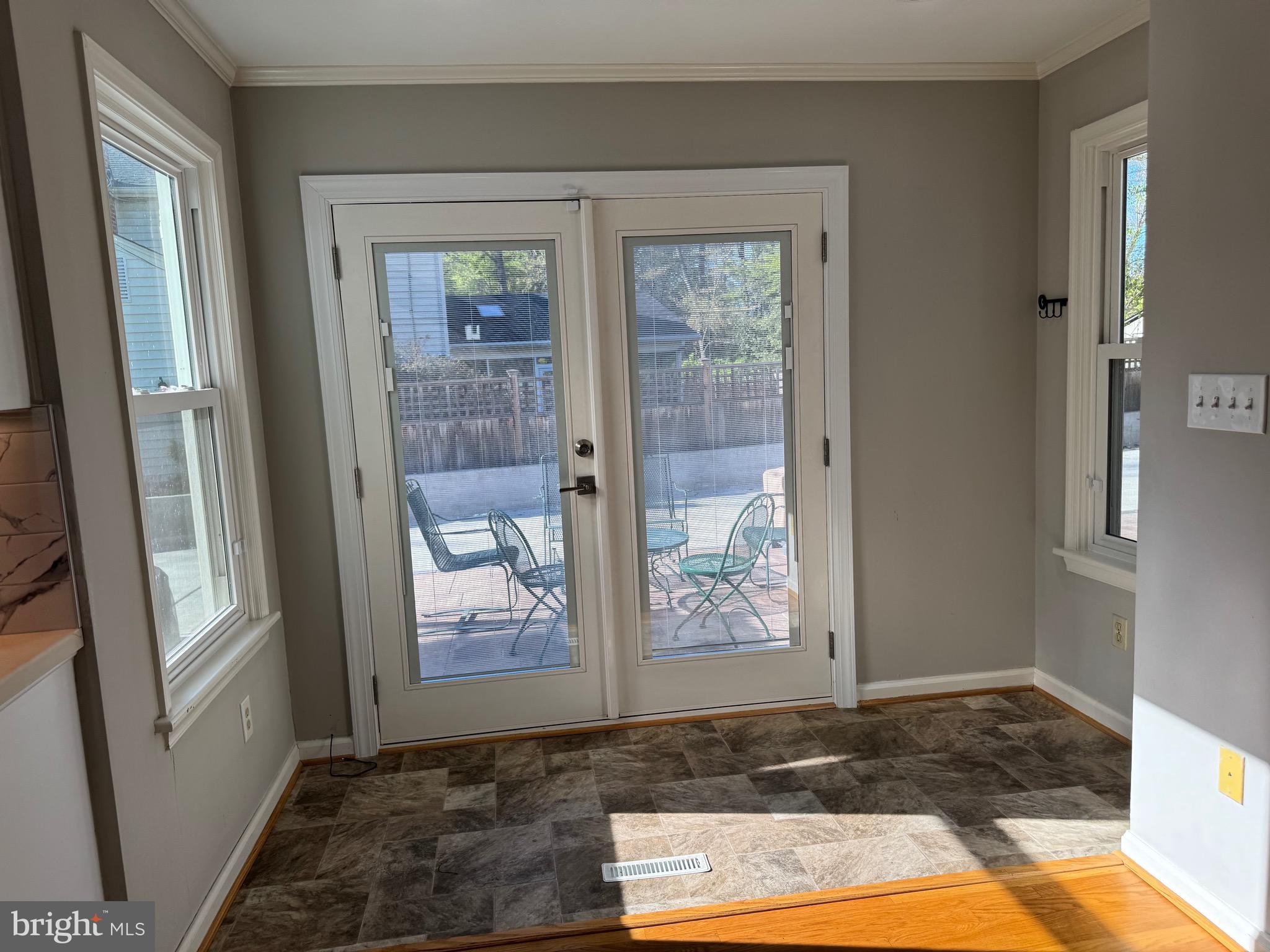 BEL PRE WOODS - Residential Lease