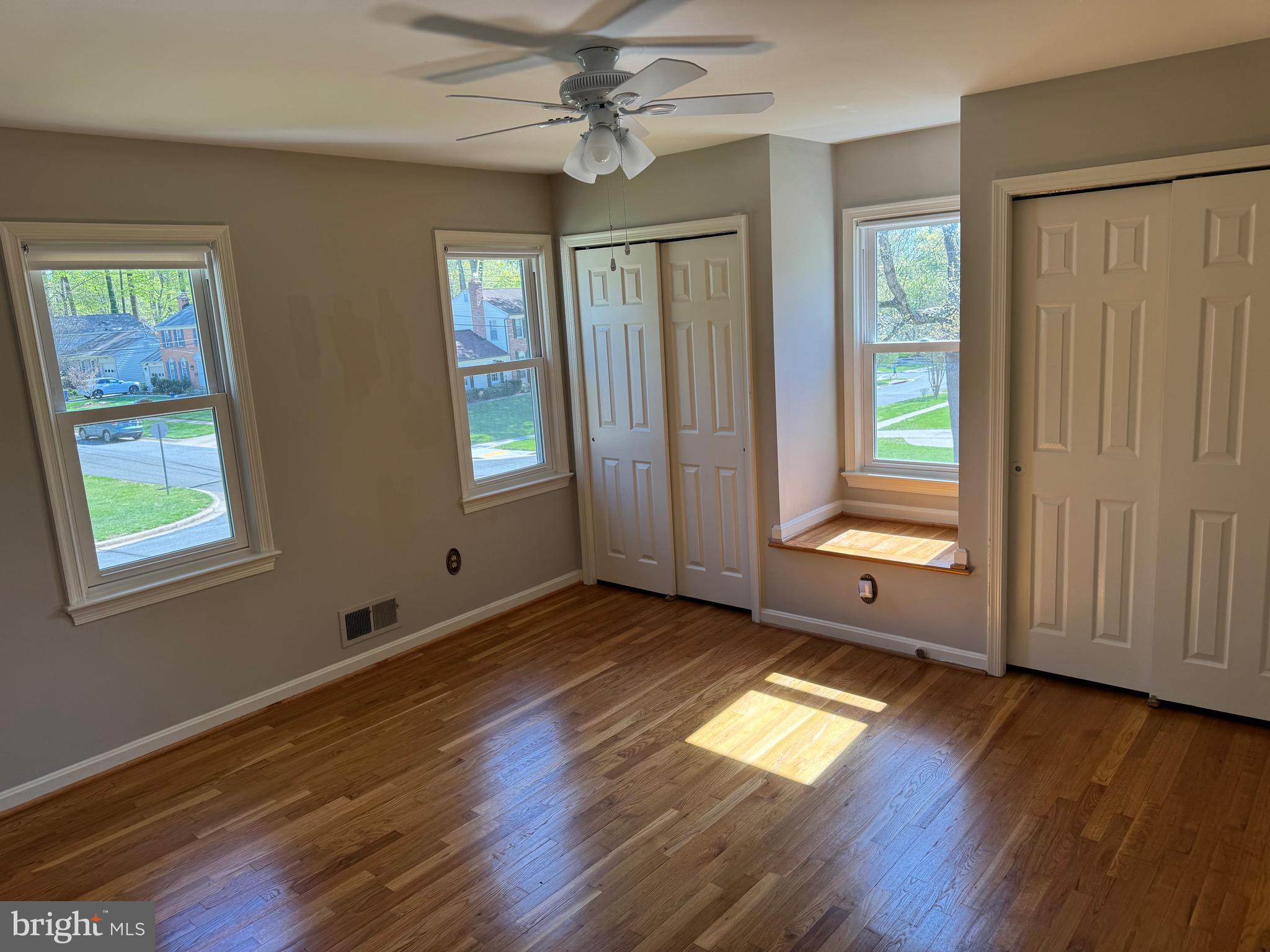 BEL PRE WOODS - Residential Lease