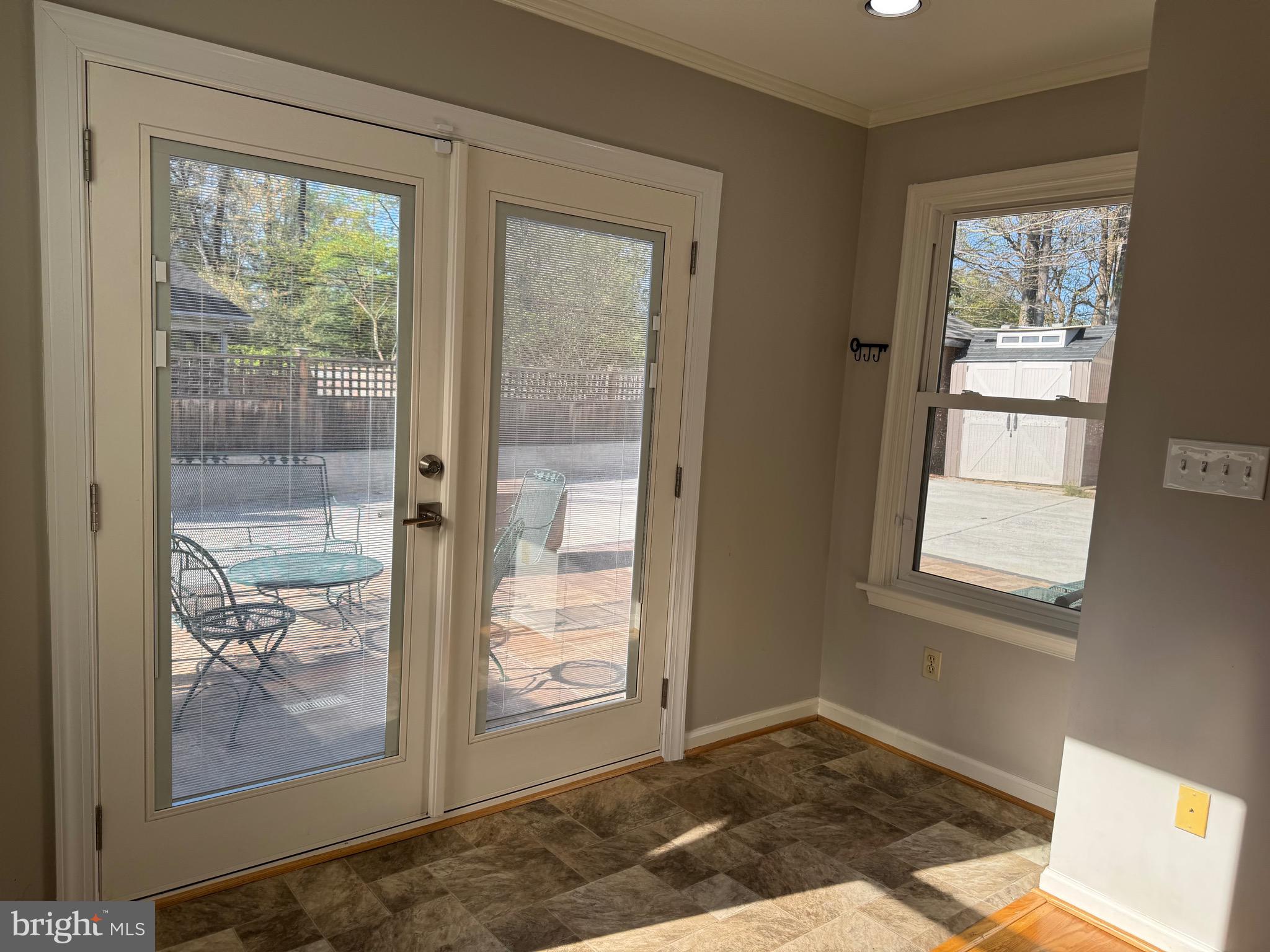 BEL PRE WOODS - Residential Lease