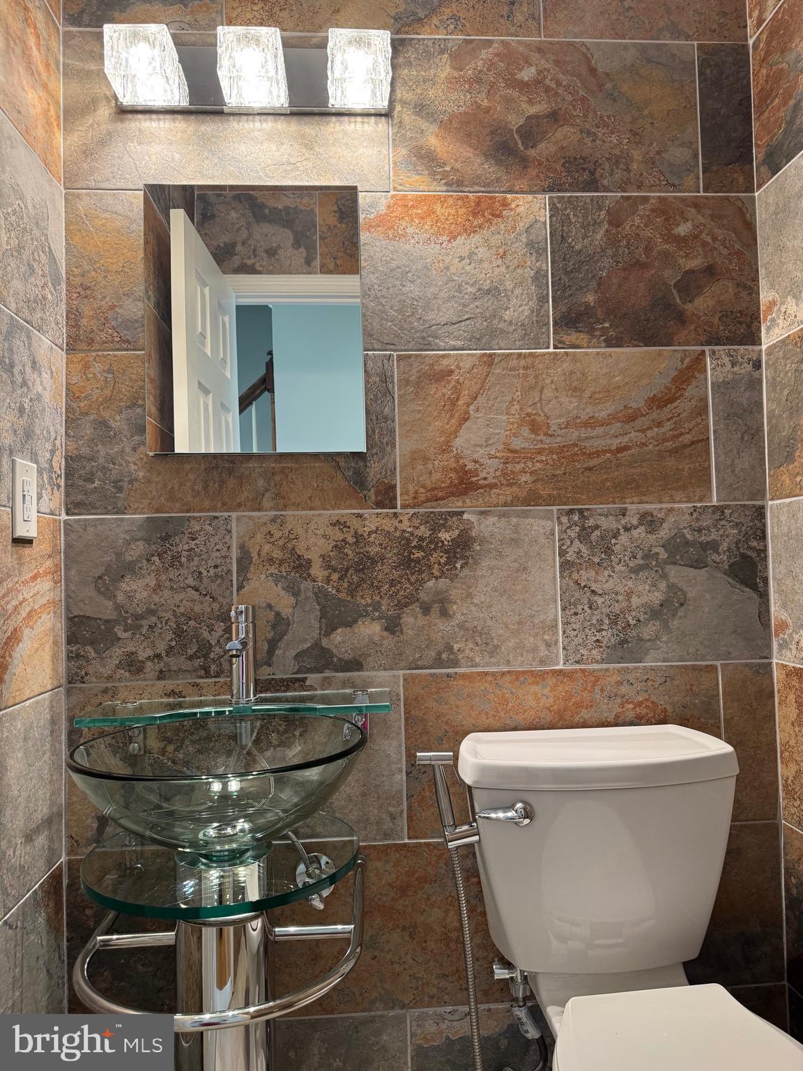 BEL PRE WOODS - Residential Lease