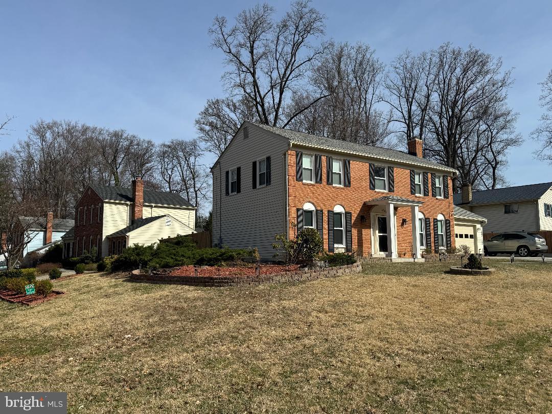 BEL PRE WOODS - Residential Lease