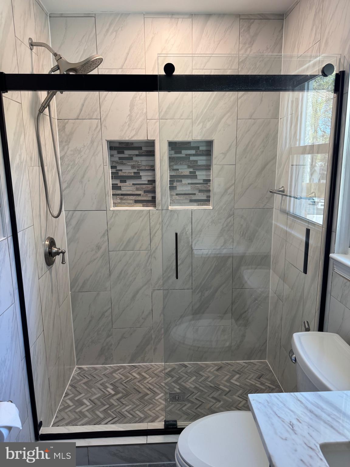 BEL PRE WOODS - Residential Lease