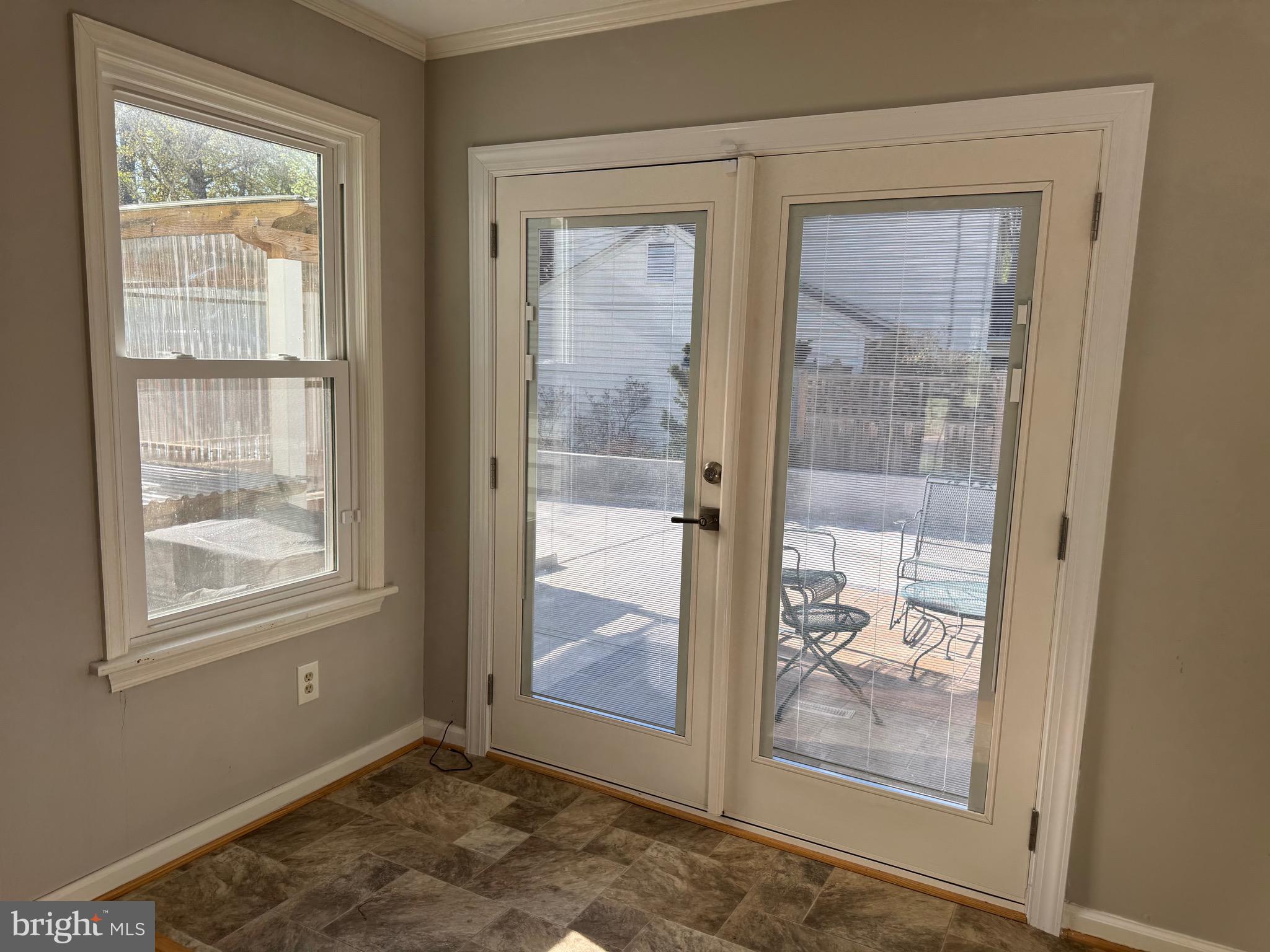 BEL PRE WOODS - Residential Lease