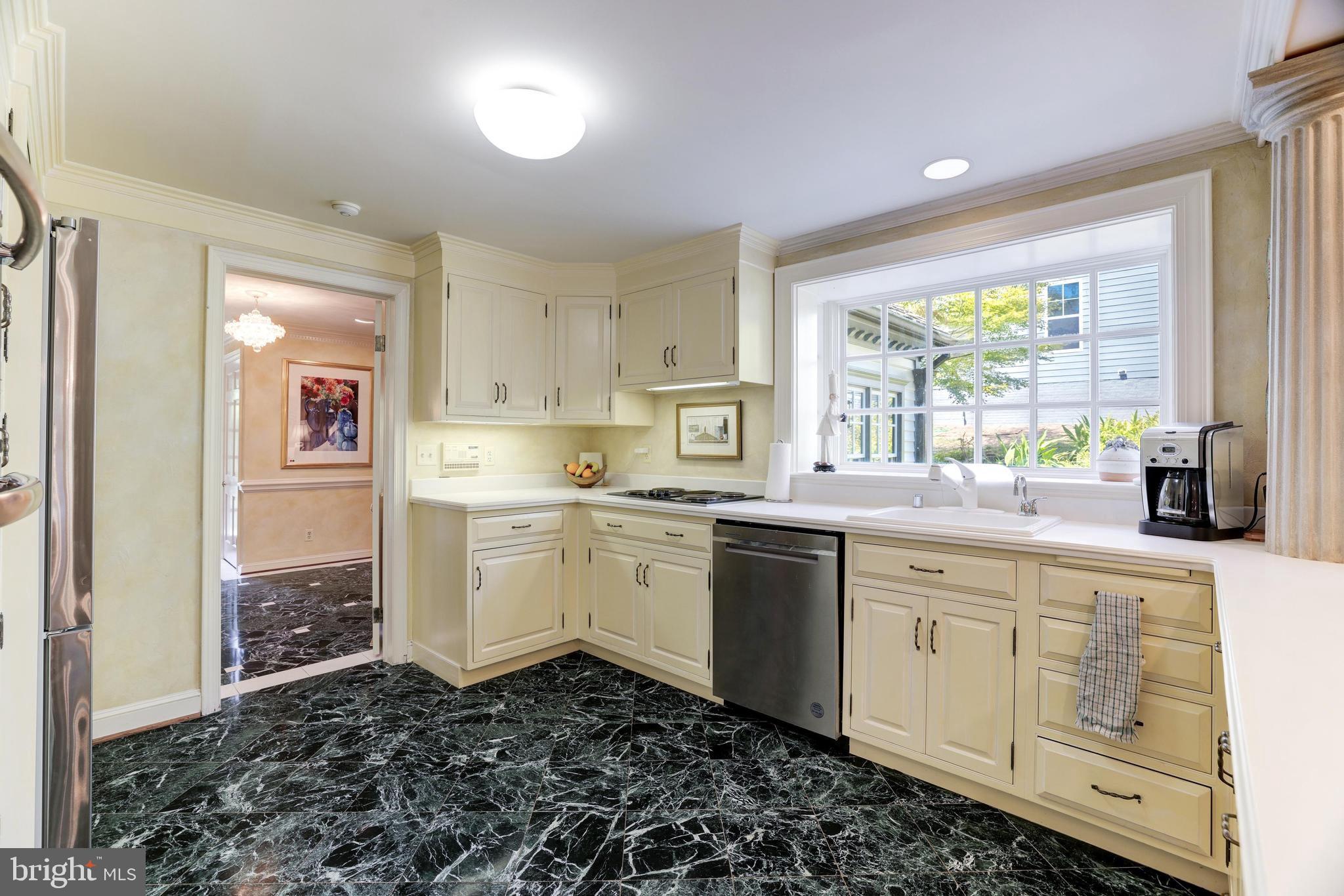 SLEEPY HOLLOW - Residential