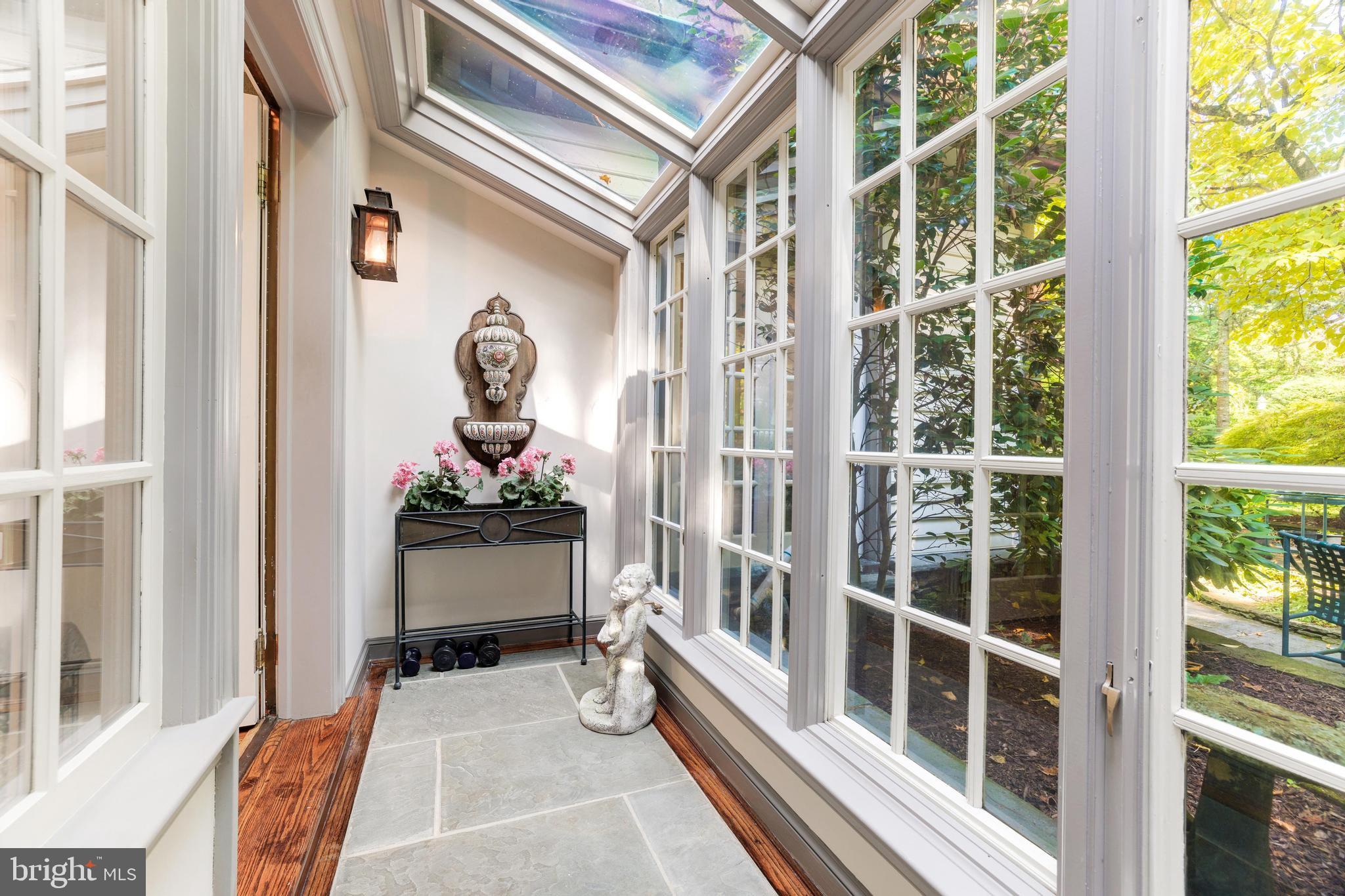 SLEEPY HOLLOW - Residential