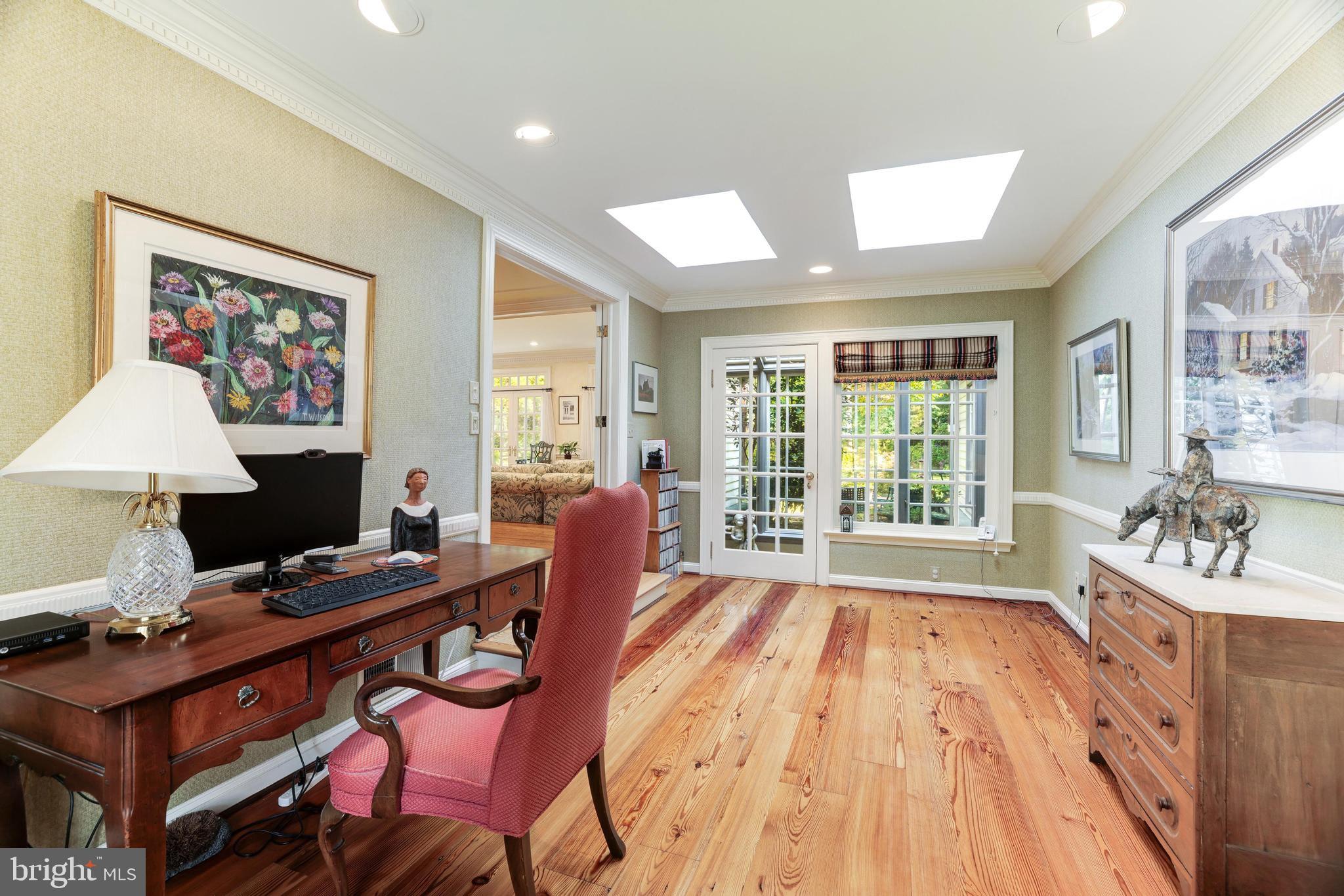 SLEEPY HOLLOW - Residential