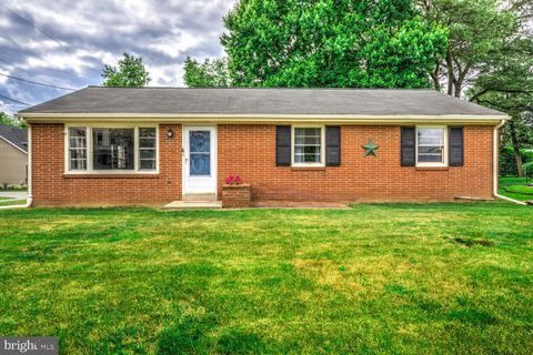 Photo of 52 Wilson Avenue, Leola, PA 17540 (MLS # PALA2052090)