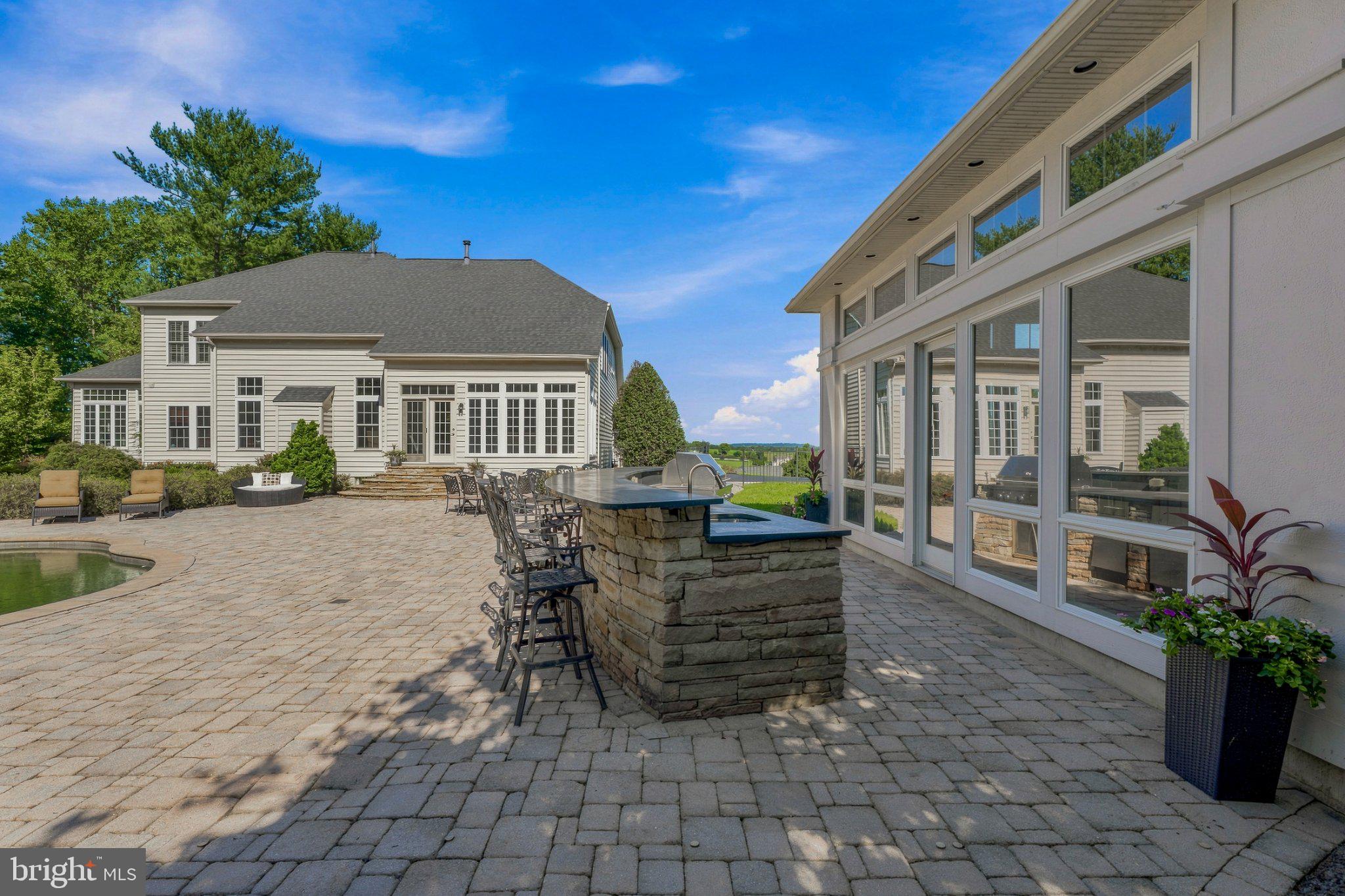 119 BOWER LANE