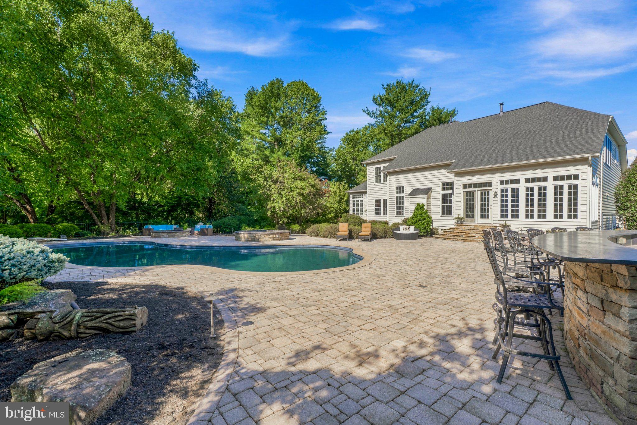 119 BOWER LANE