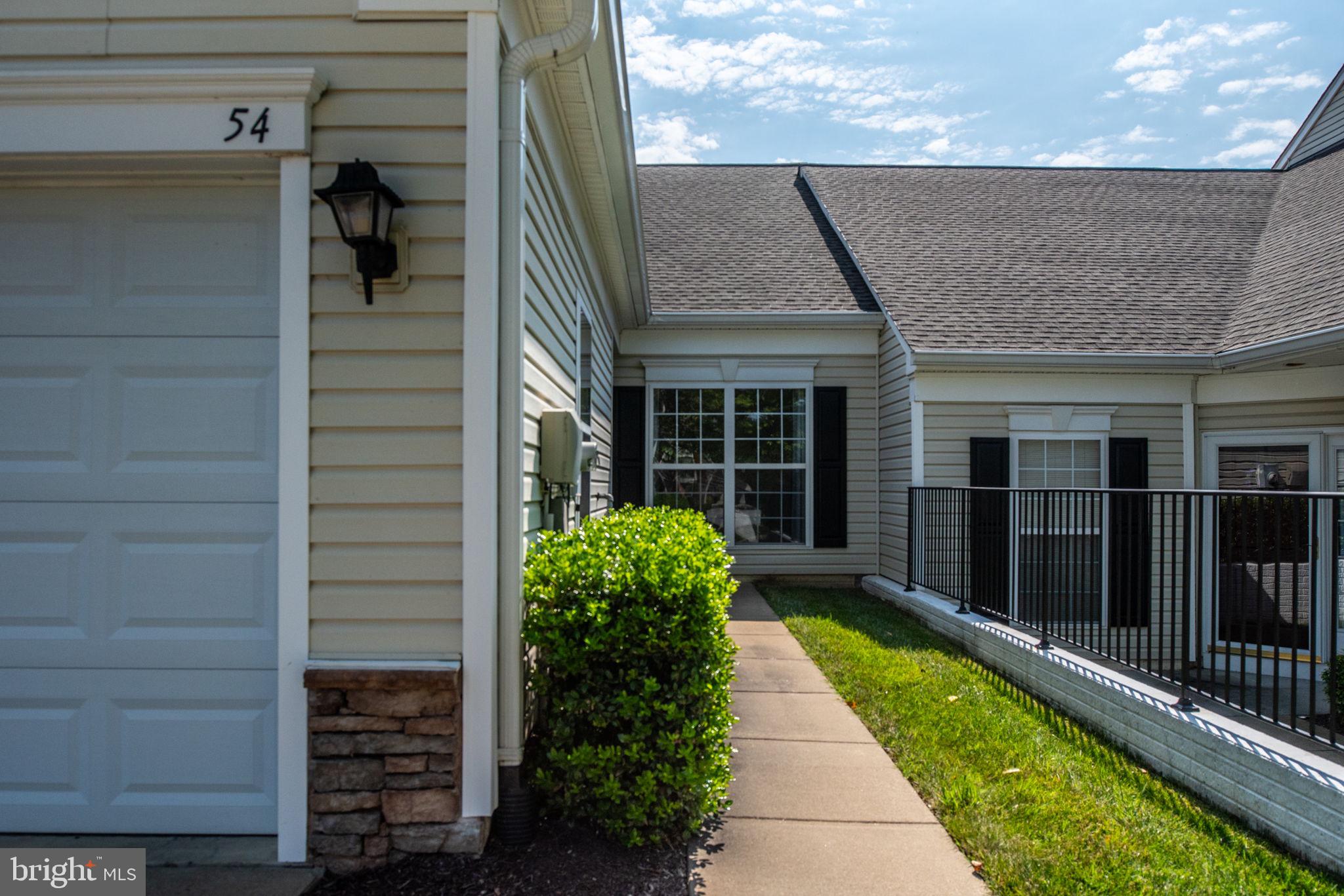 THE VILLAS AT FALLS RUN - Residential