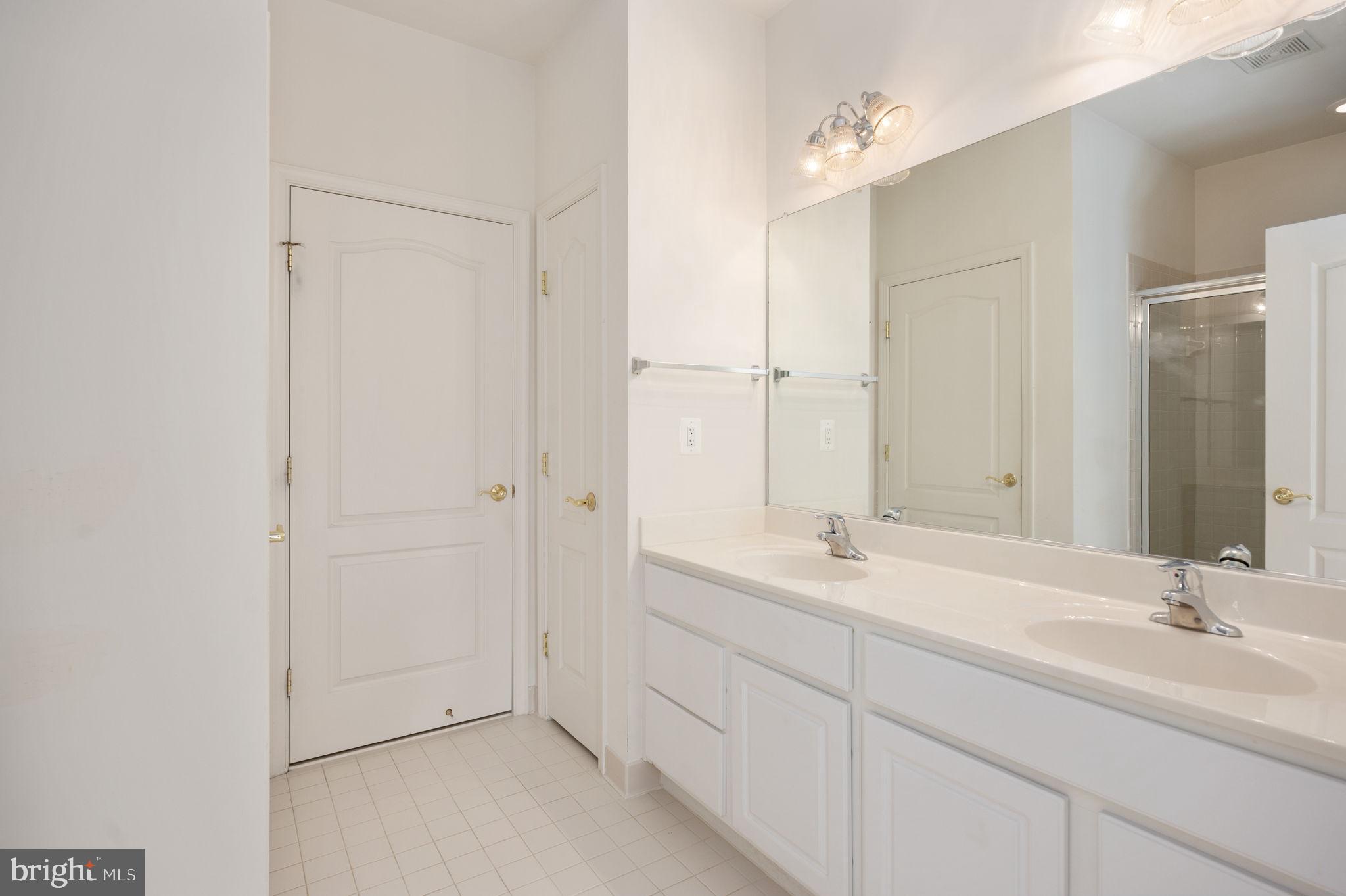 THE VILLAS AT FALLS RUN - Residential