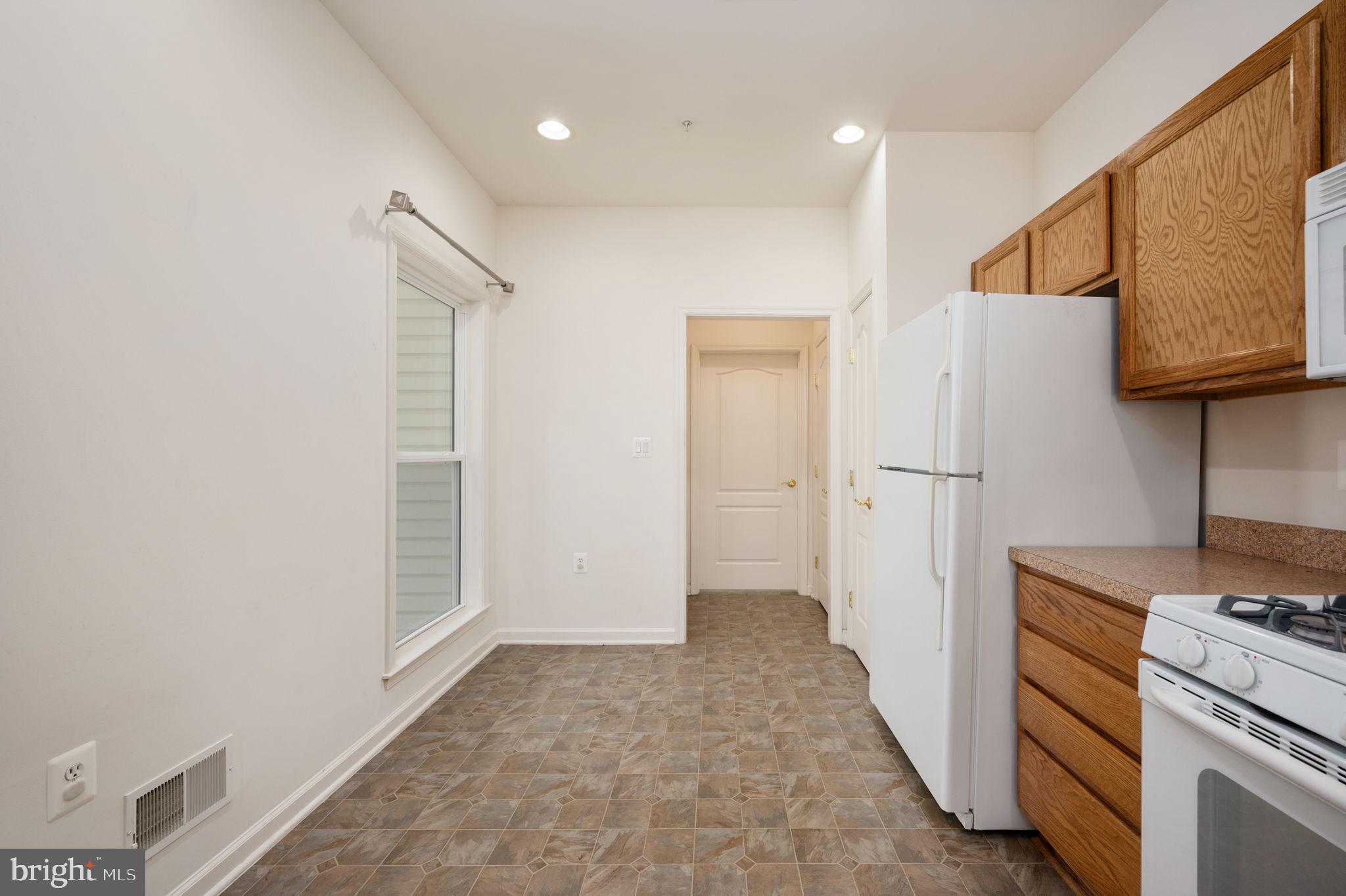 THE VILLAS AT FALLS RUN - Residential