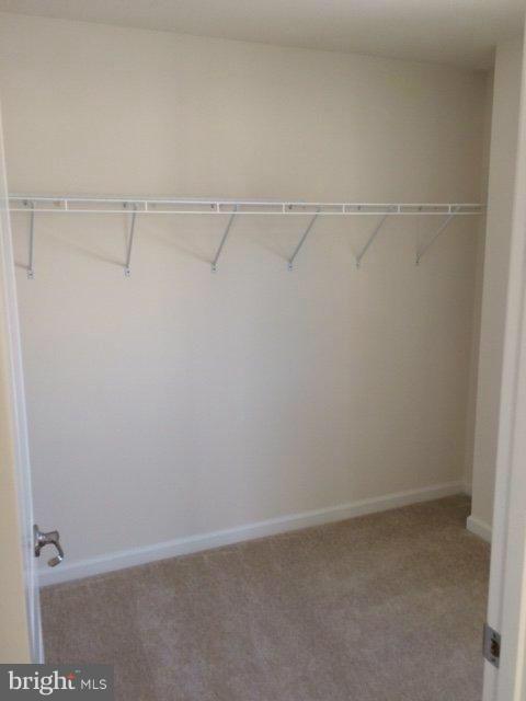 OAK CREEK - Residential