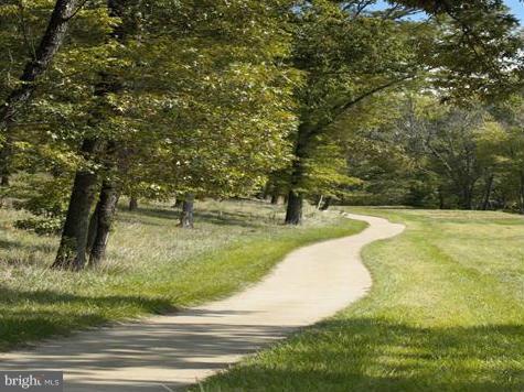 OAK CREEK - Residential