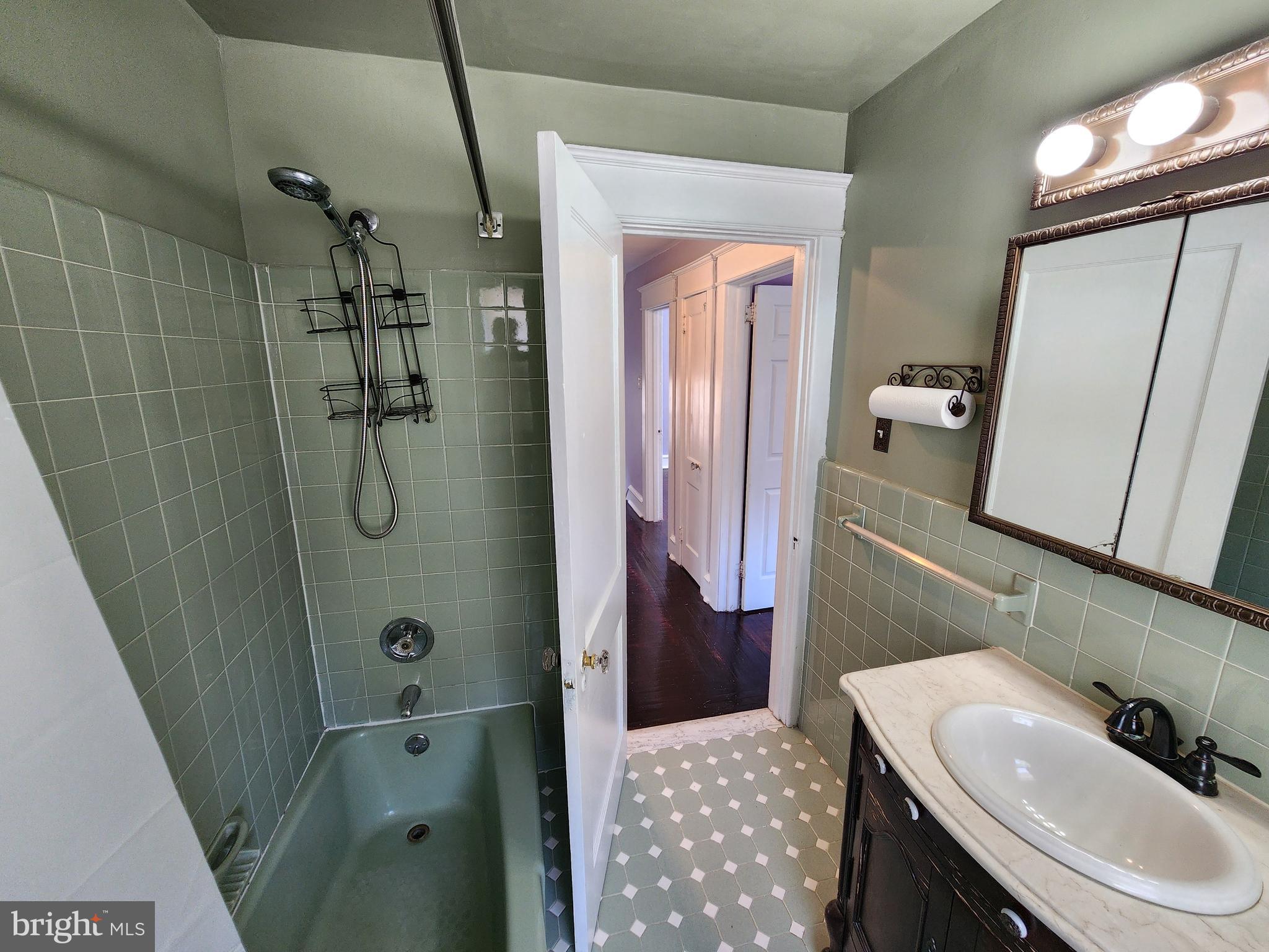 DREXEL HILL - Residential