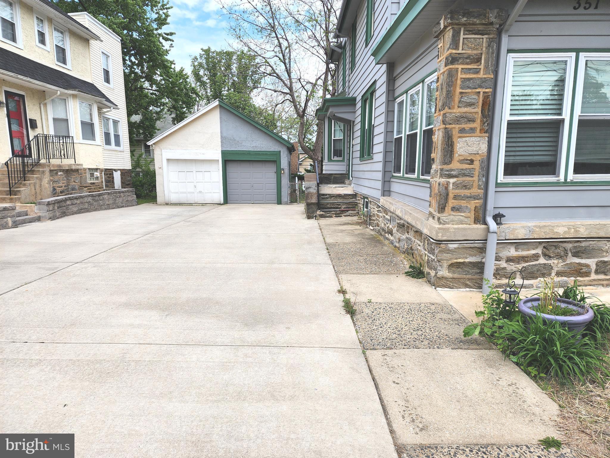 DREXEL HILL - Residential