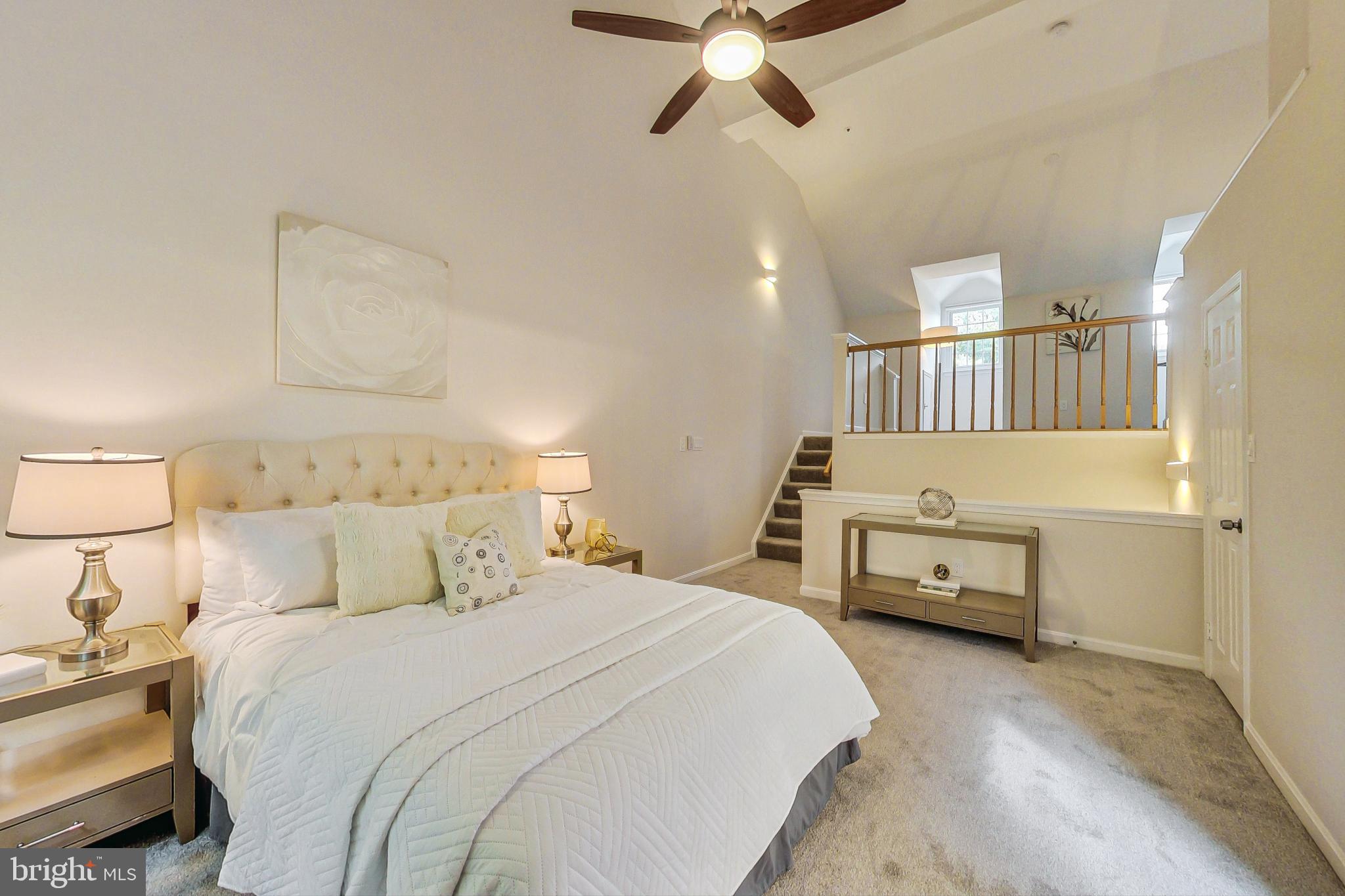 HALLOWELL - Residential