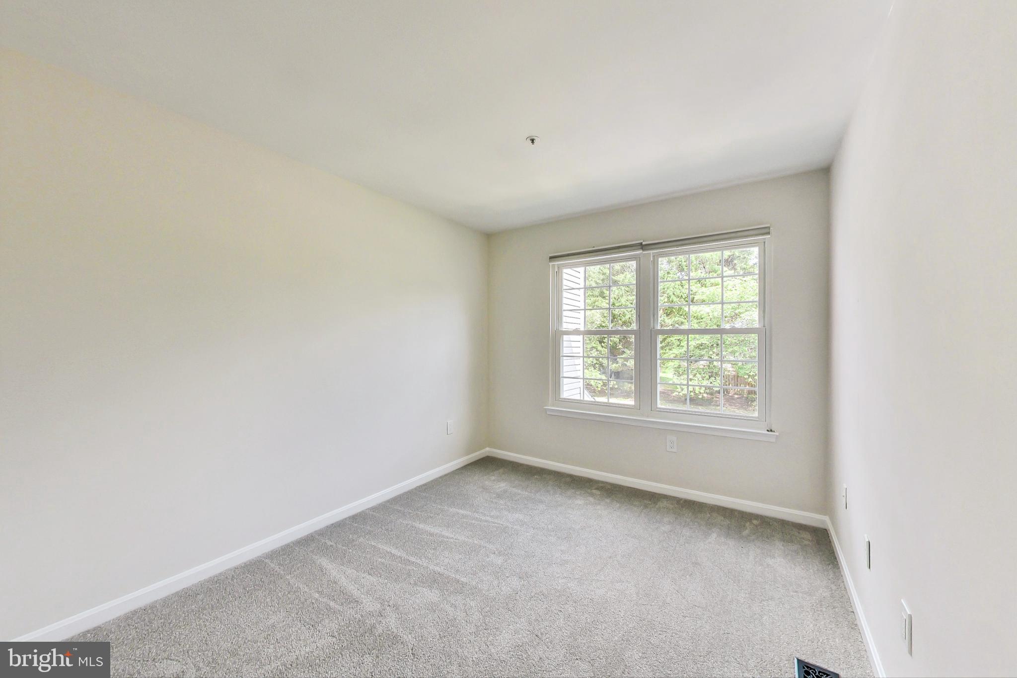 HALLOWELL - Residential