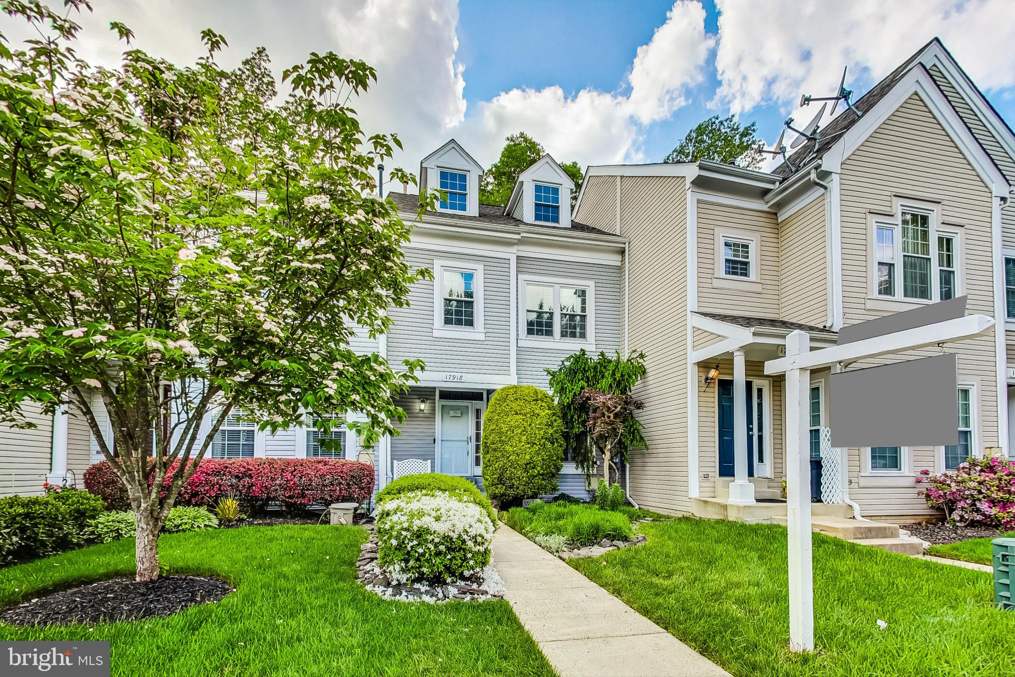 HALLOWELL - Residential