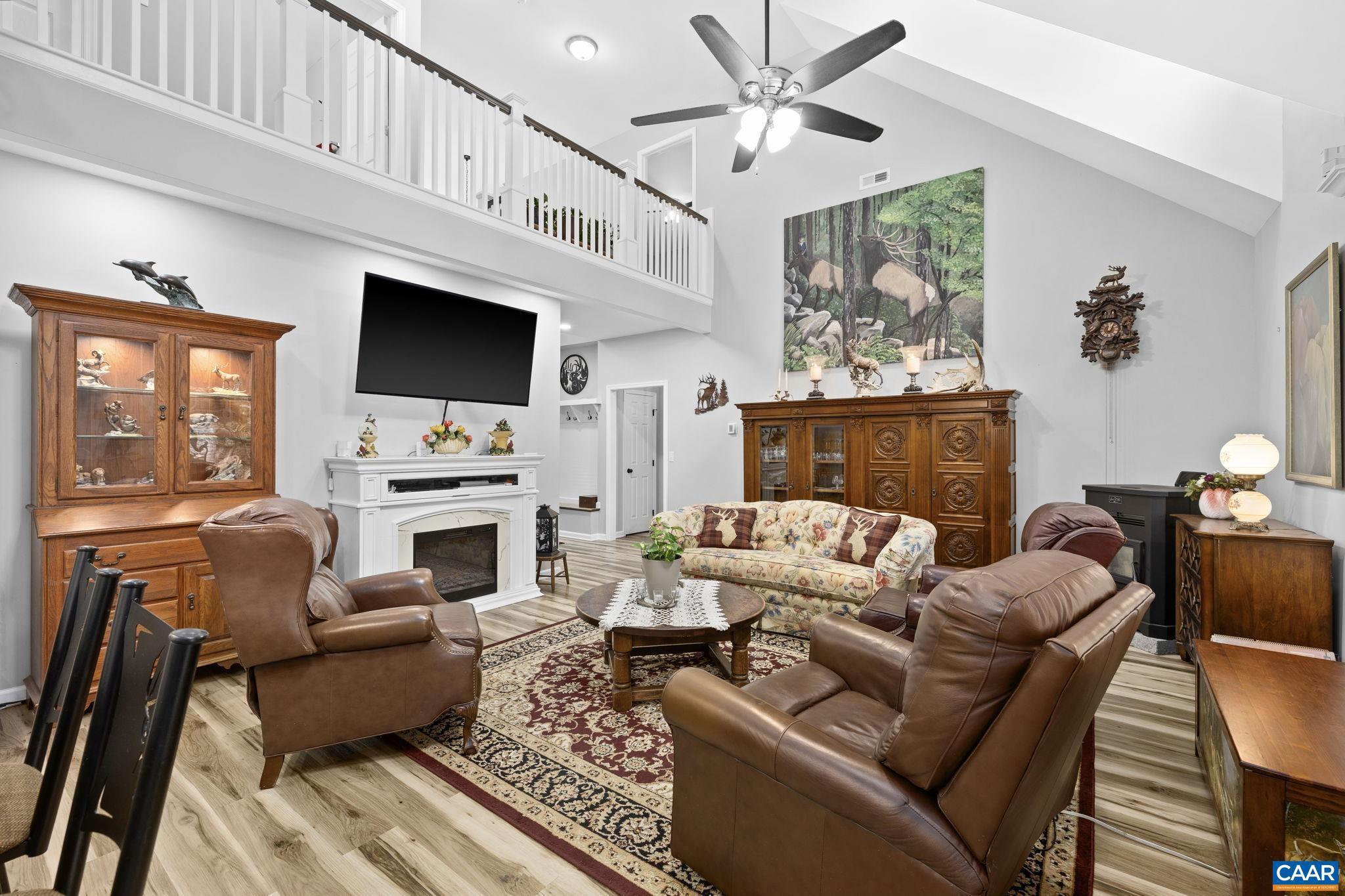 SHENANDOAH CROSSING - Residential