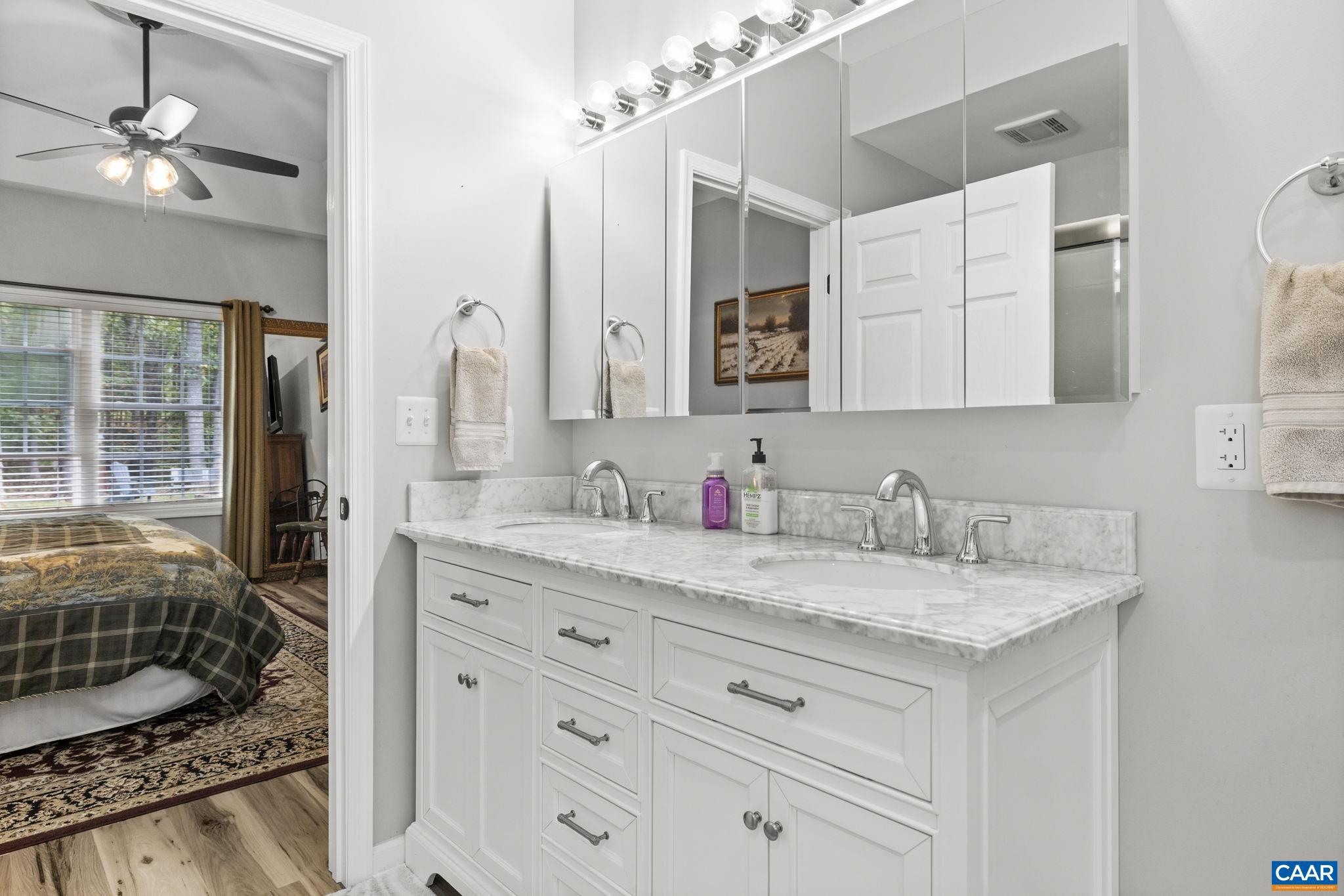 SHENANDOAH CROSSING - Residential