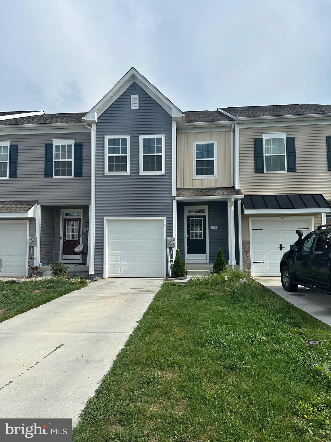 MCCAULEY CROSSING - Residential Lease