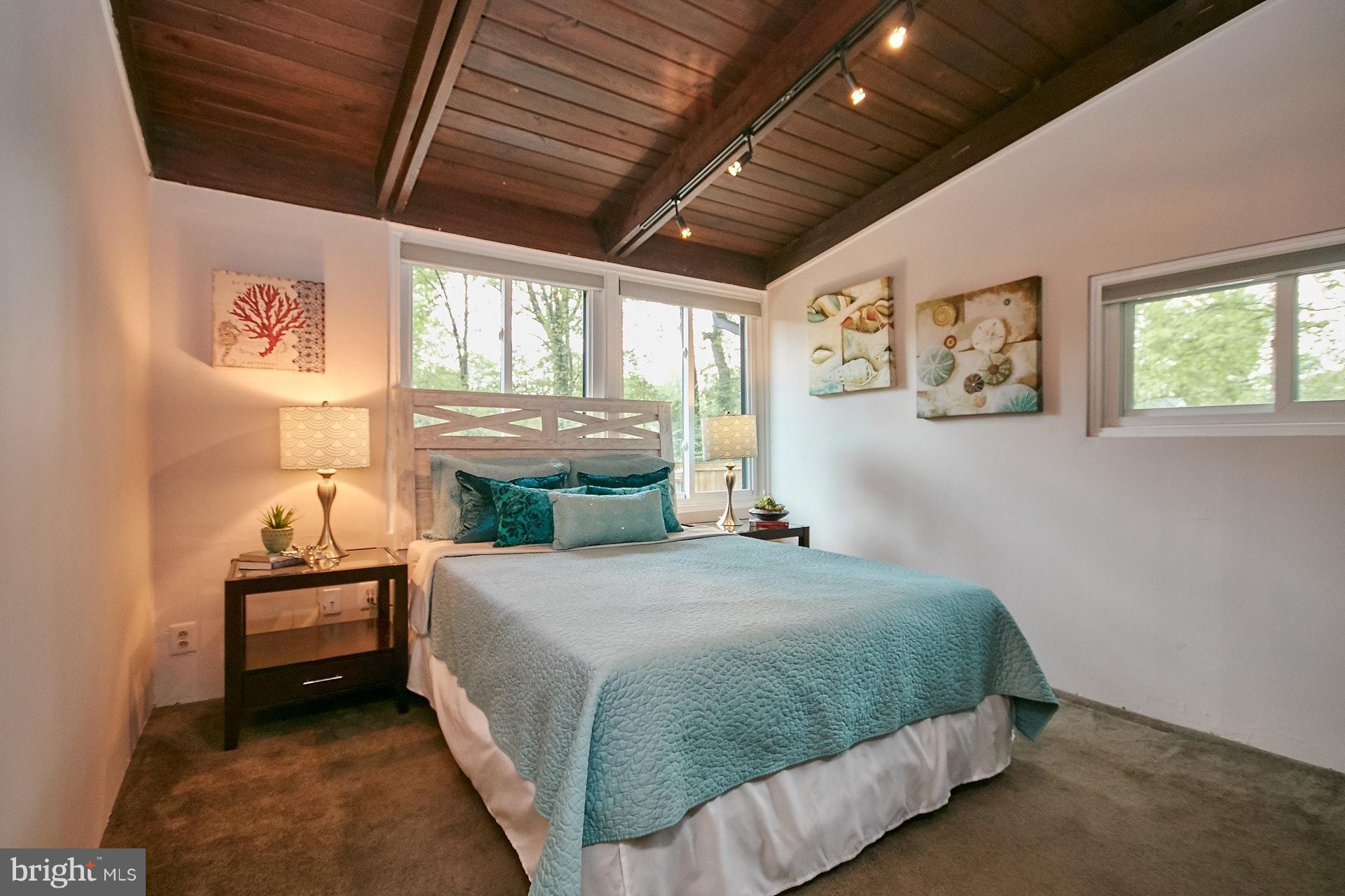 HOLMES RUN ACRES - Residential