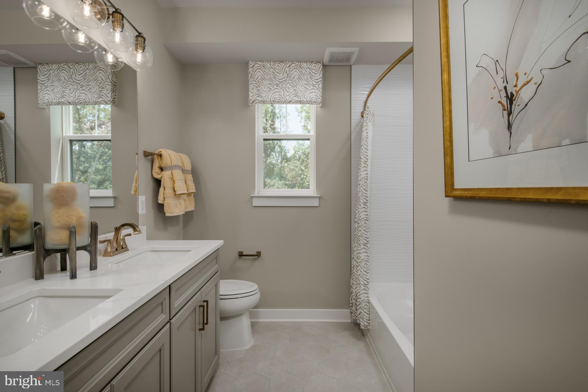 ONE LOUDOUN - Residential