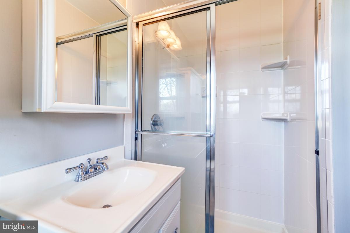 STRATTON WOODS - Residential