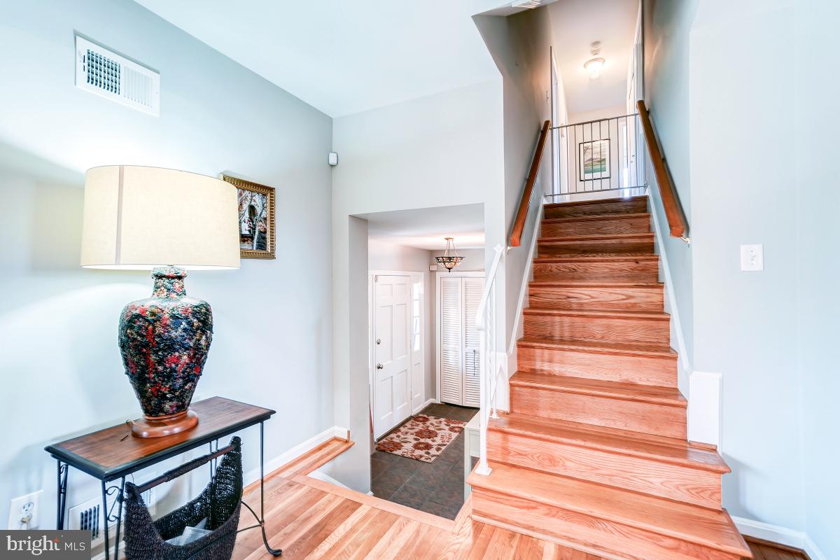 STRATTON WOODS - Residential