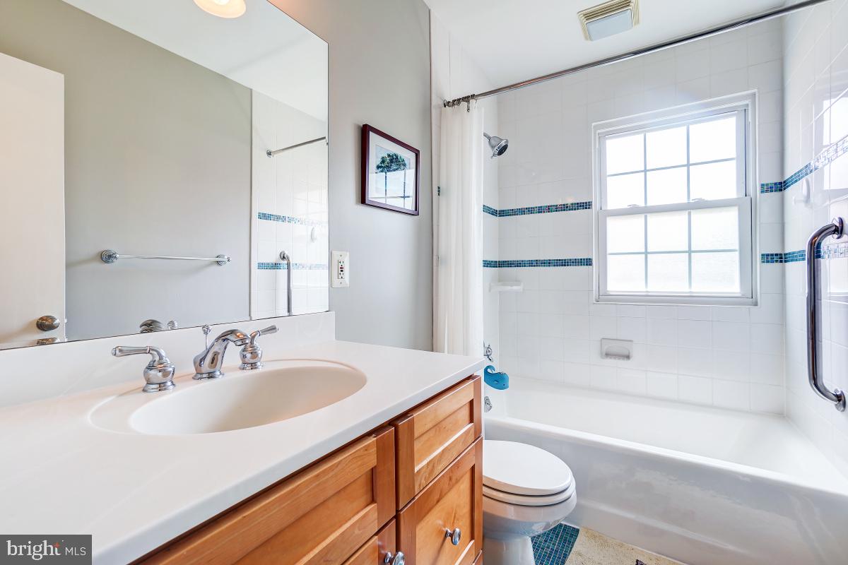 STRATTON WOODS - Residential