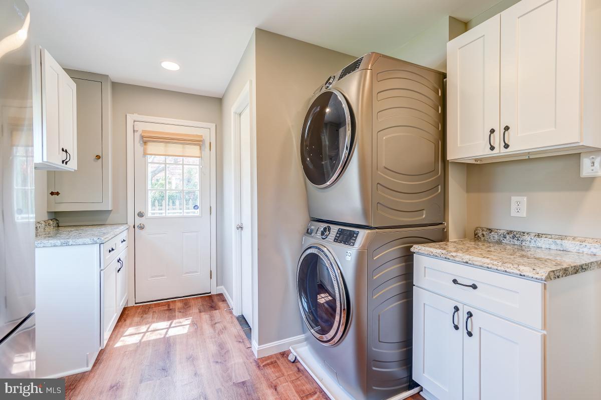 STRATTON WOODS - Residential