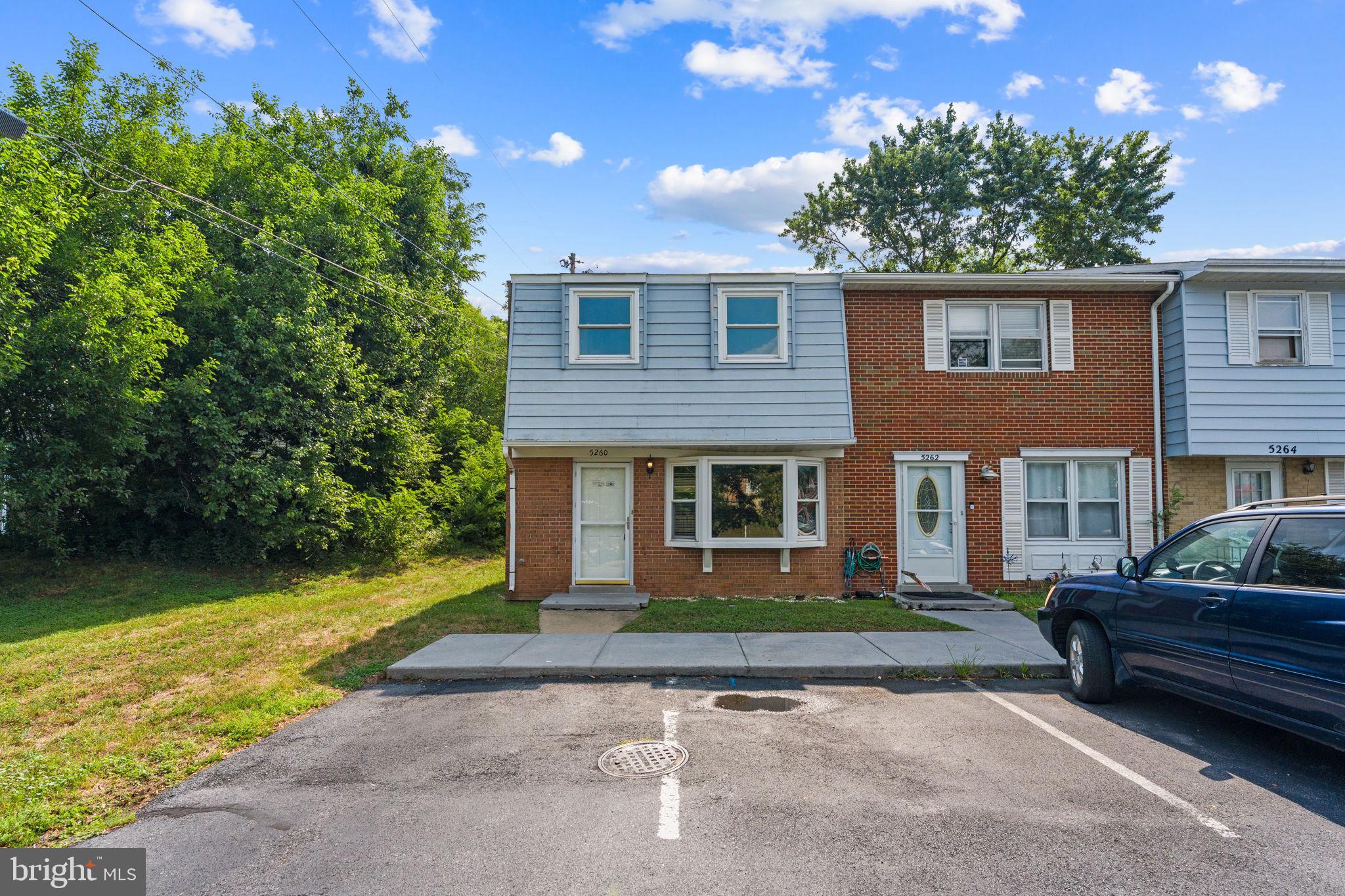5260 MULBERRY COURT
