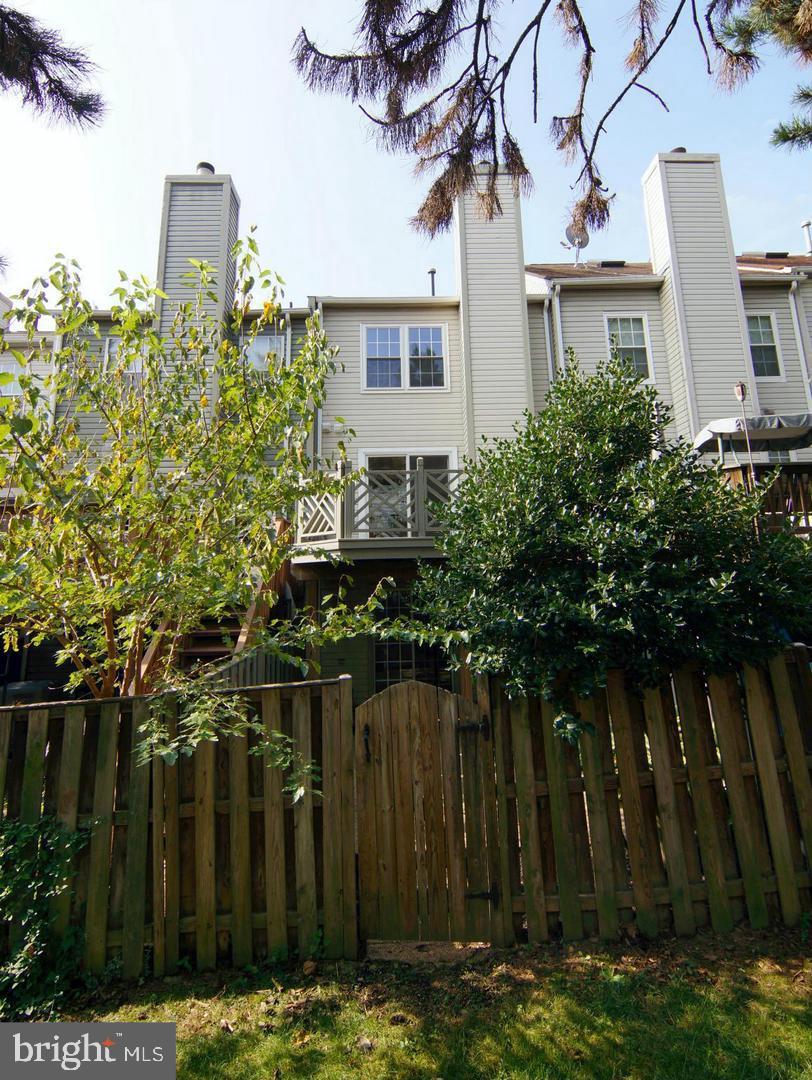 PINECREST - Residential Lease